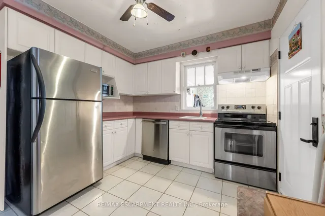 Additional property image - 215 Walter Ave