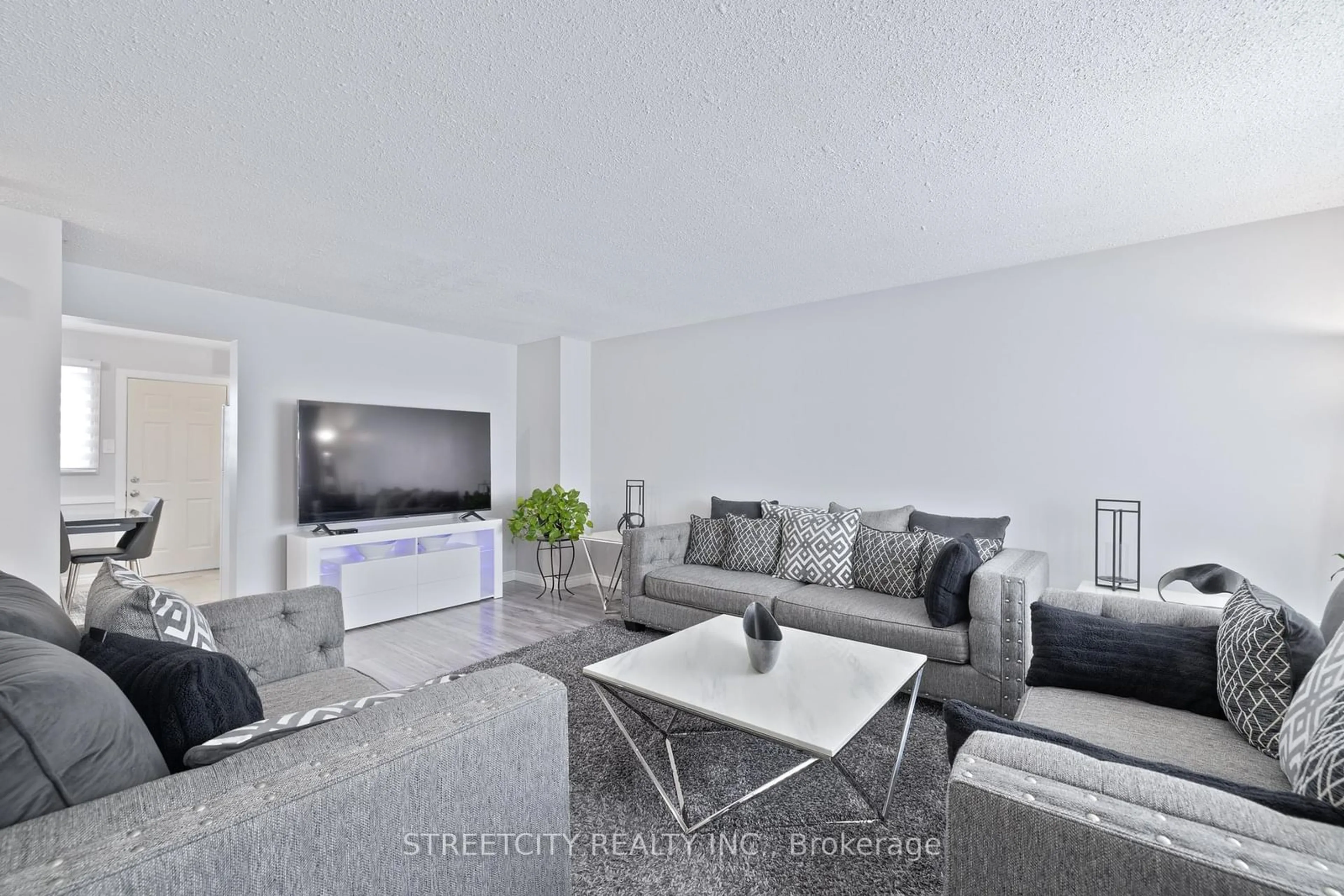 Living room with furniture, unknown for 1095 Jalna Blvd #60, London Ontario N6E 2Y7