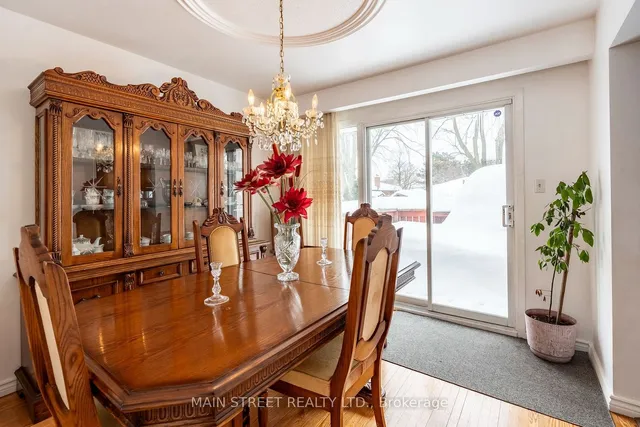 Additional property image - 92 Queenston Cres