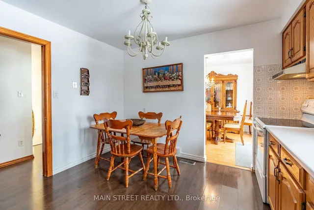 Additional property image - 92 Queenston Cres