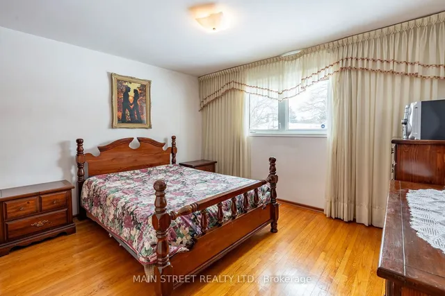 Additional property image - 92 Queenston Cres