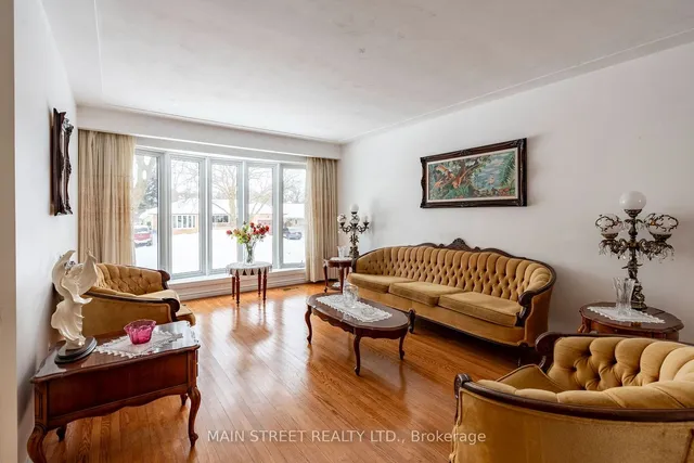 Additional property image - 92 Queenston Cres