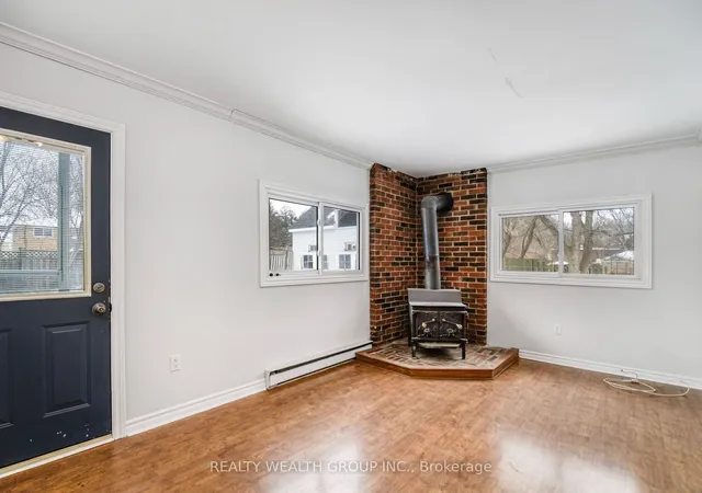 Additional property image - 322 Old Guelph Rd