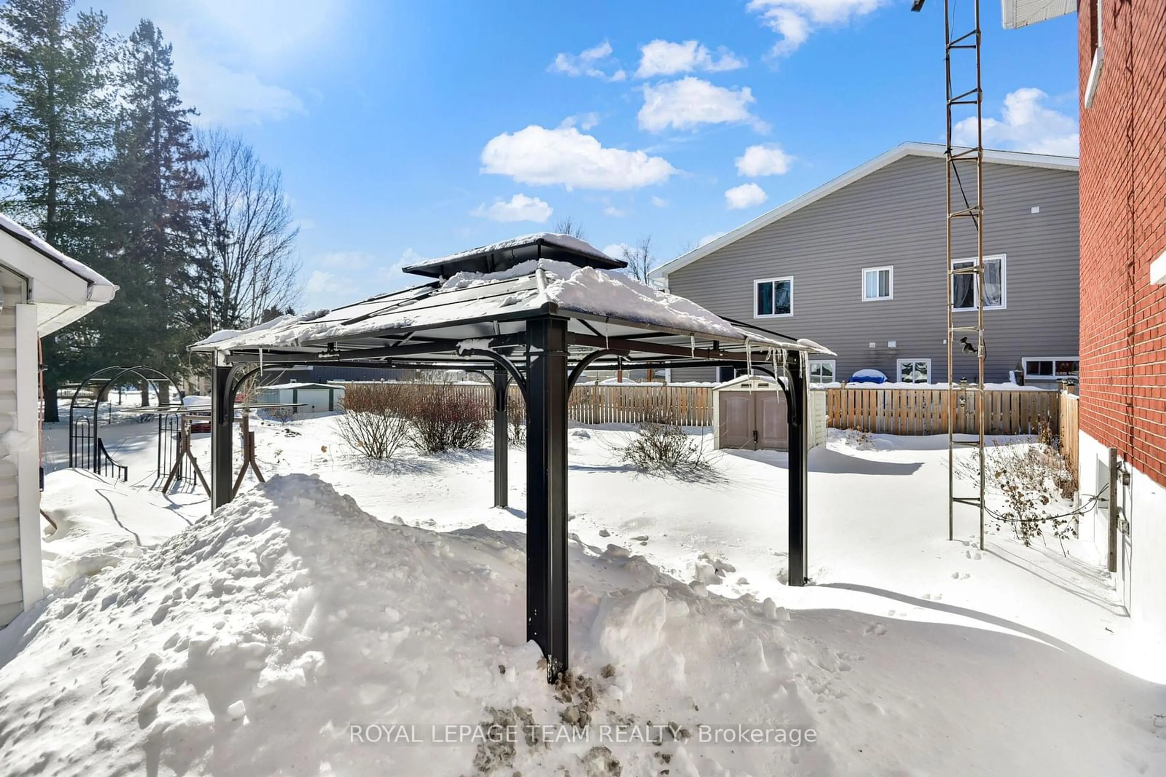 Patio, unknown for 151 Wood St, Prescott Ontario K0E 1T0