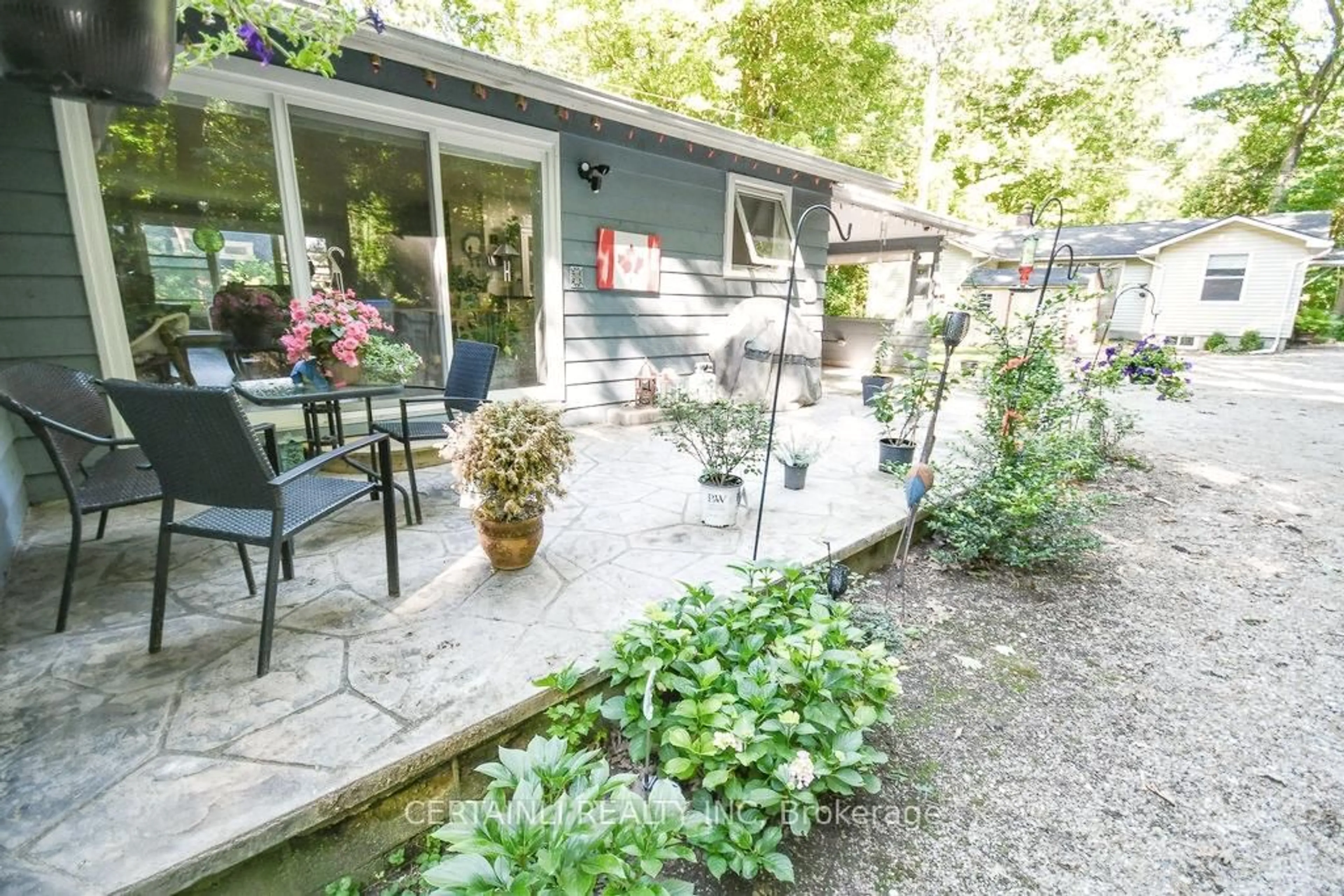 Patio, street for 223 Ontario St, Lambton Shores Ontario N0M 1T0