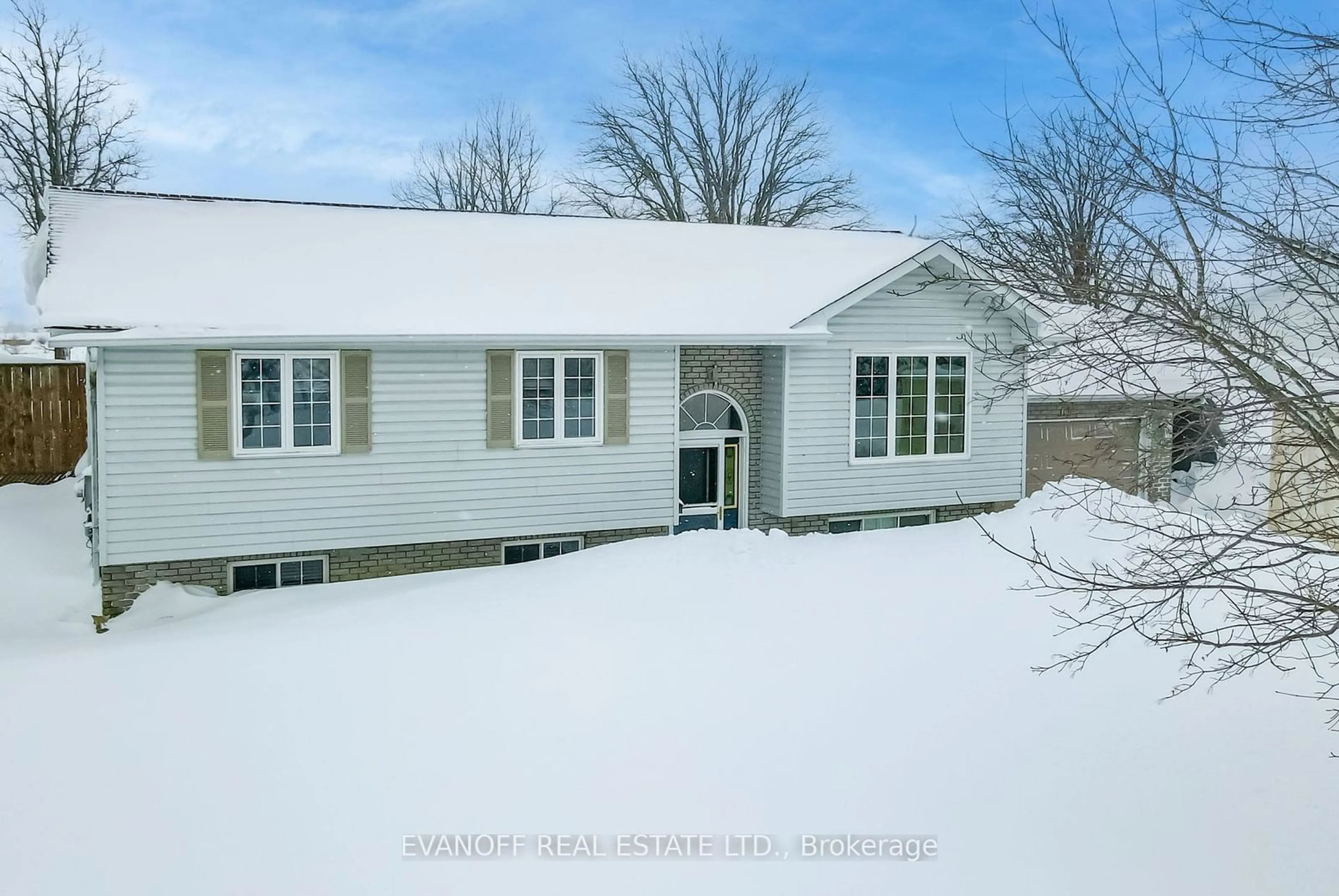 A pic from outside/outdoor area/front of a property/back of a property/a pic from drone, street for 61 bruce St, Kawartha Lakes Ontario K0M 2M0