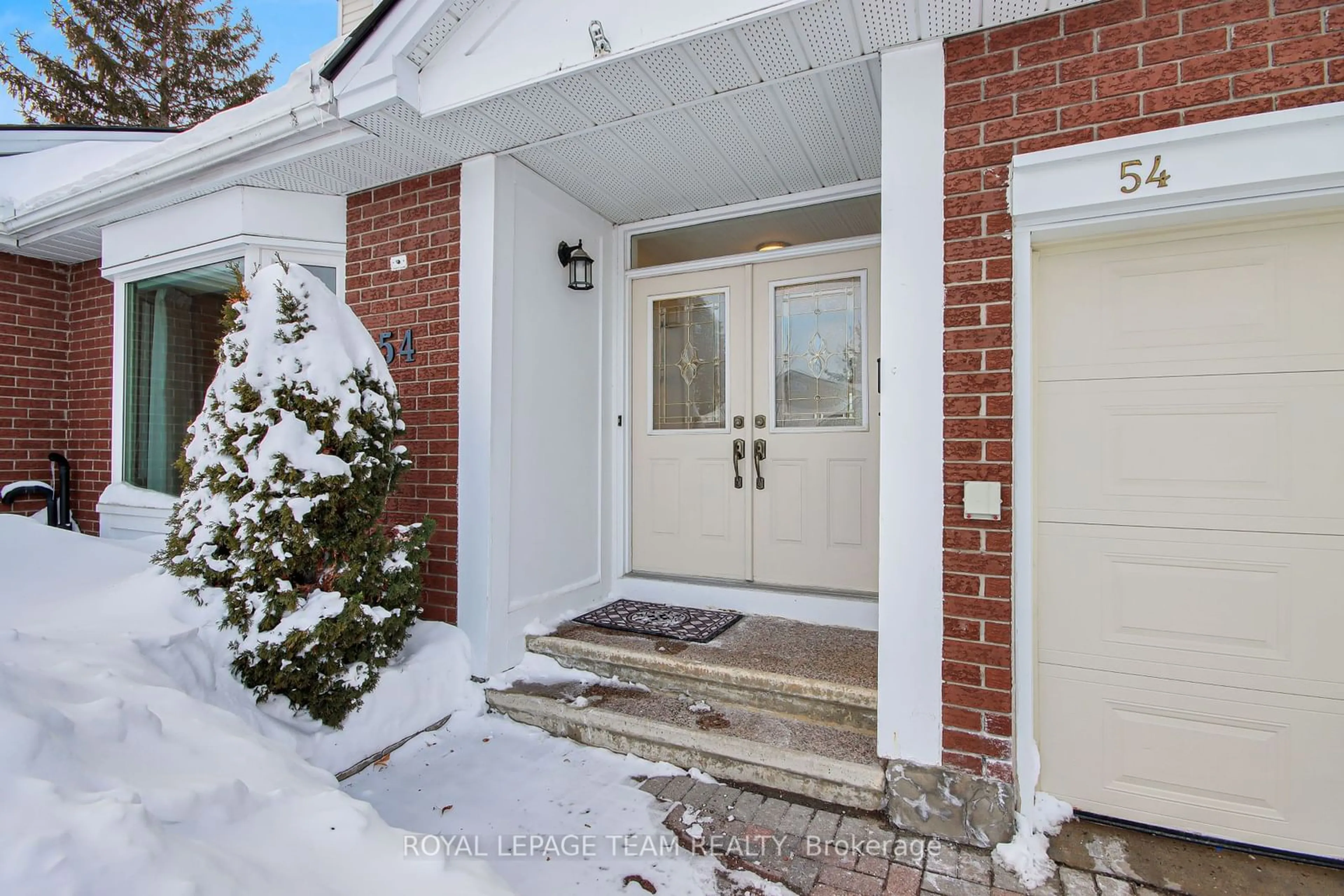 Indoor entryway for 54 Grand Cedar Crt, Stittsville - Munster - Richmond Ontario K2S 1C8