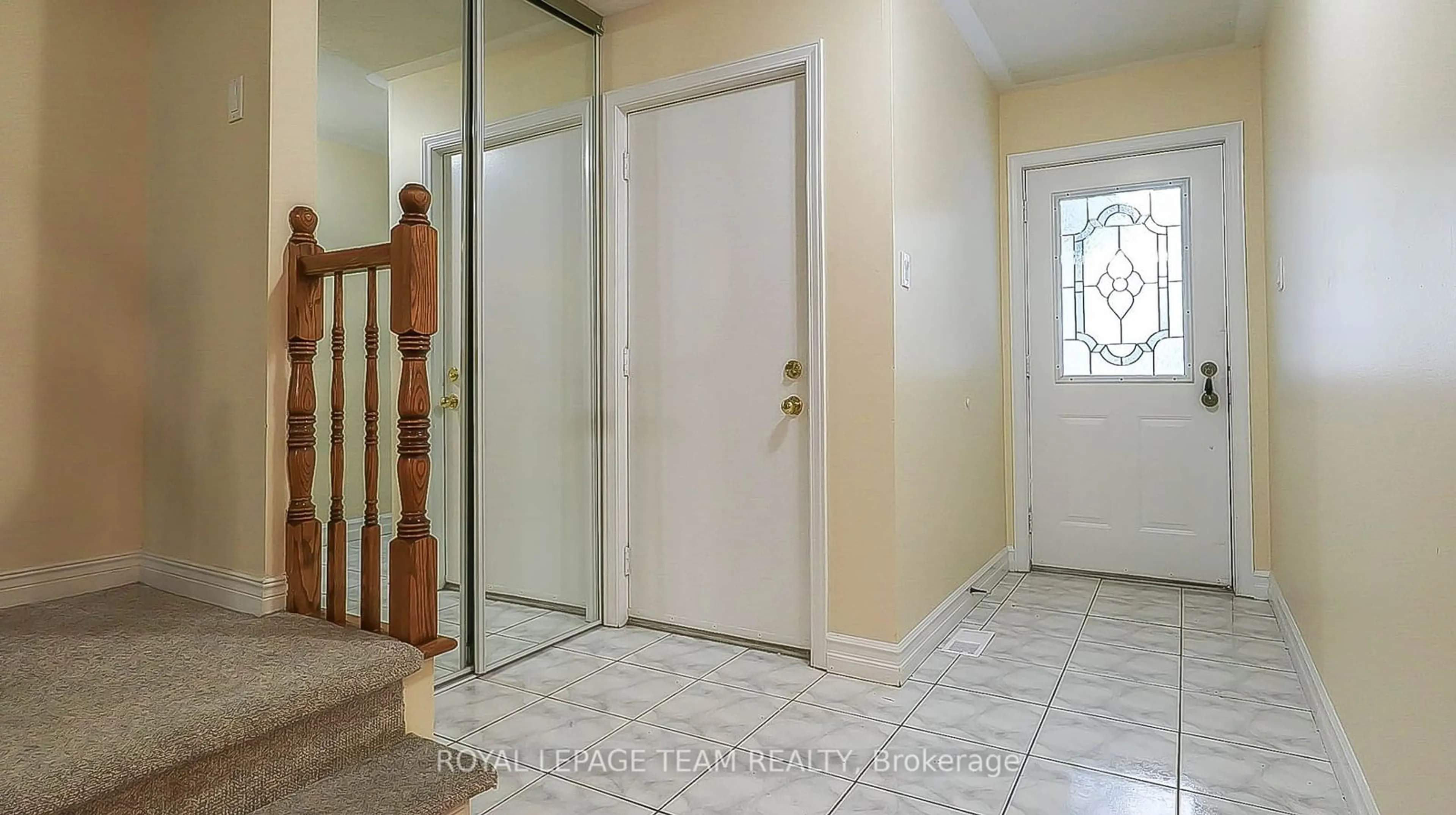 Indoor entryway for 79 Merner Ave, Barrhaven Ontario K2J 3X7