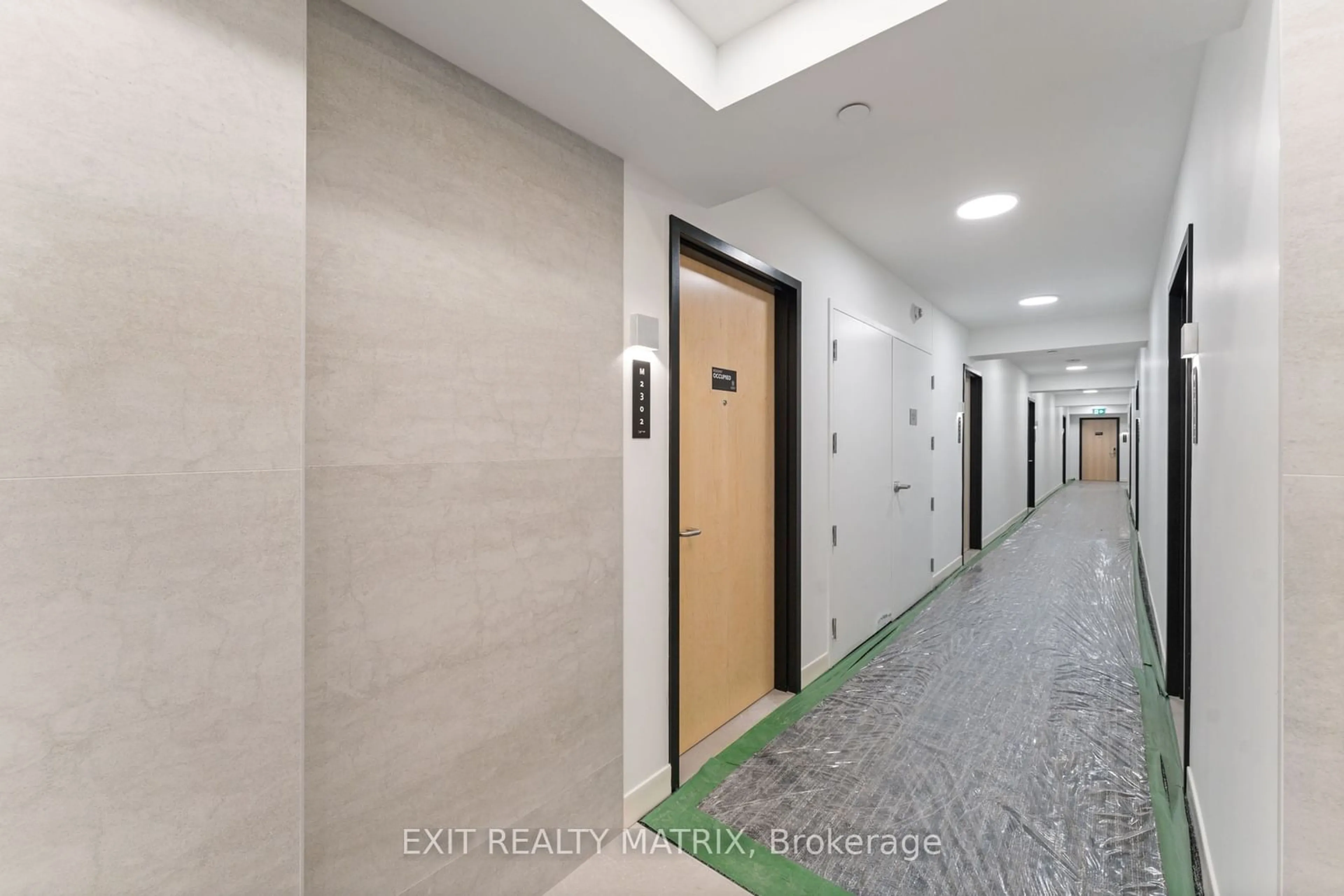 Indoor foyer for 340 Queen St #2302, Ottawa Centre Ontario K1R 0G1