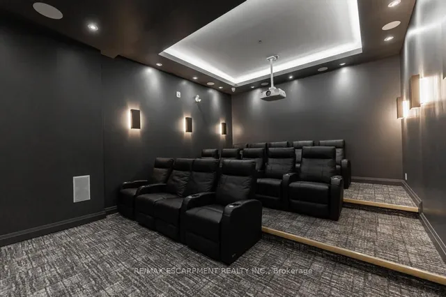 Additional property image - 1 Redfern Ave Unit 315
