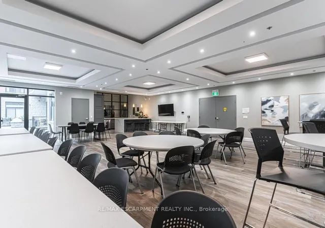 Additional property image - 1 Redfern Ave Unit 315