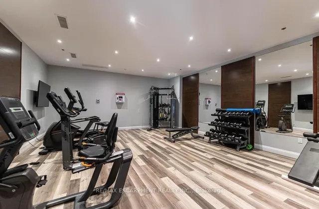 Additional property image - 1 Redfern Ave Unit 315
