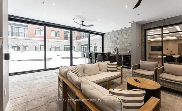Additional property image - 1 Redfern Ave Unit 315
