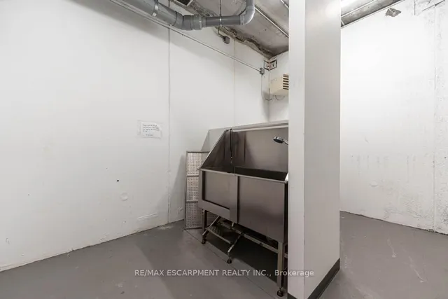 Additional property image - 1 Redfern Ave Unit 315