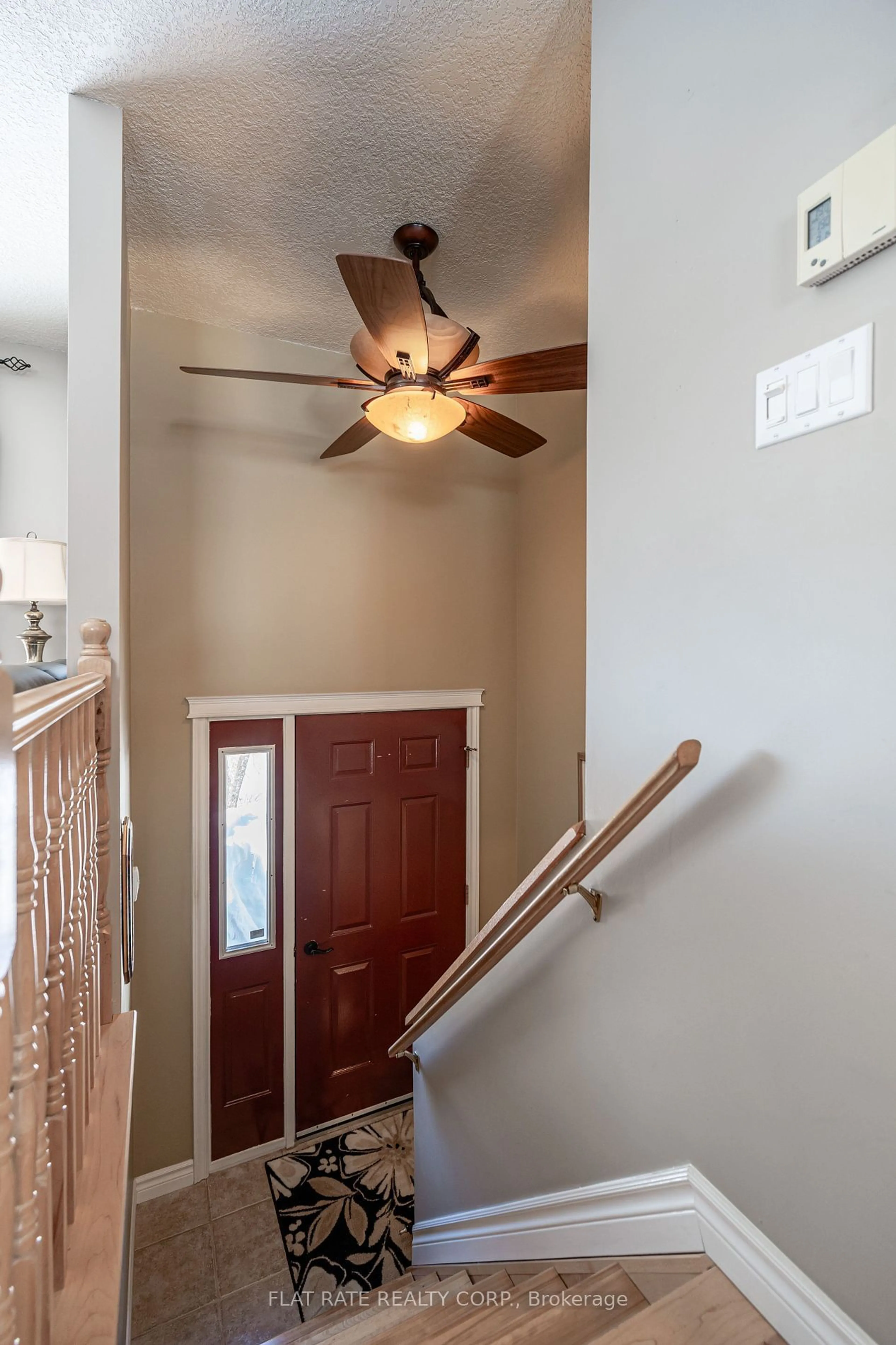 Indoor entryway for 697 PETERBOROUGH Ave, Smith-Ennismore-Lakefield Ontario K0L 1H0