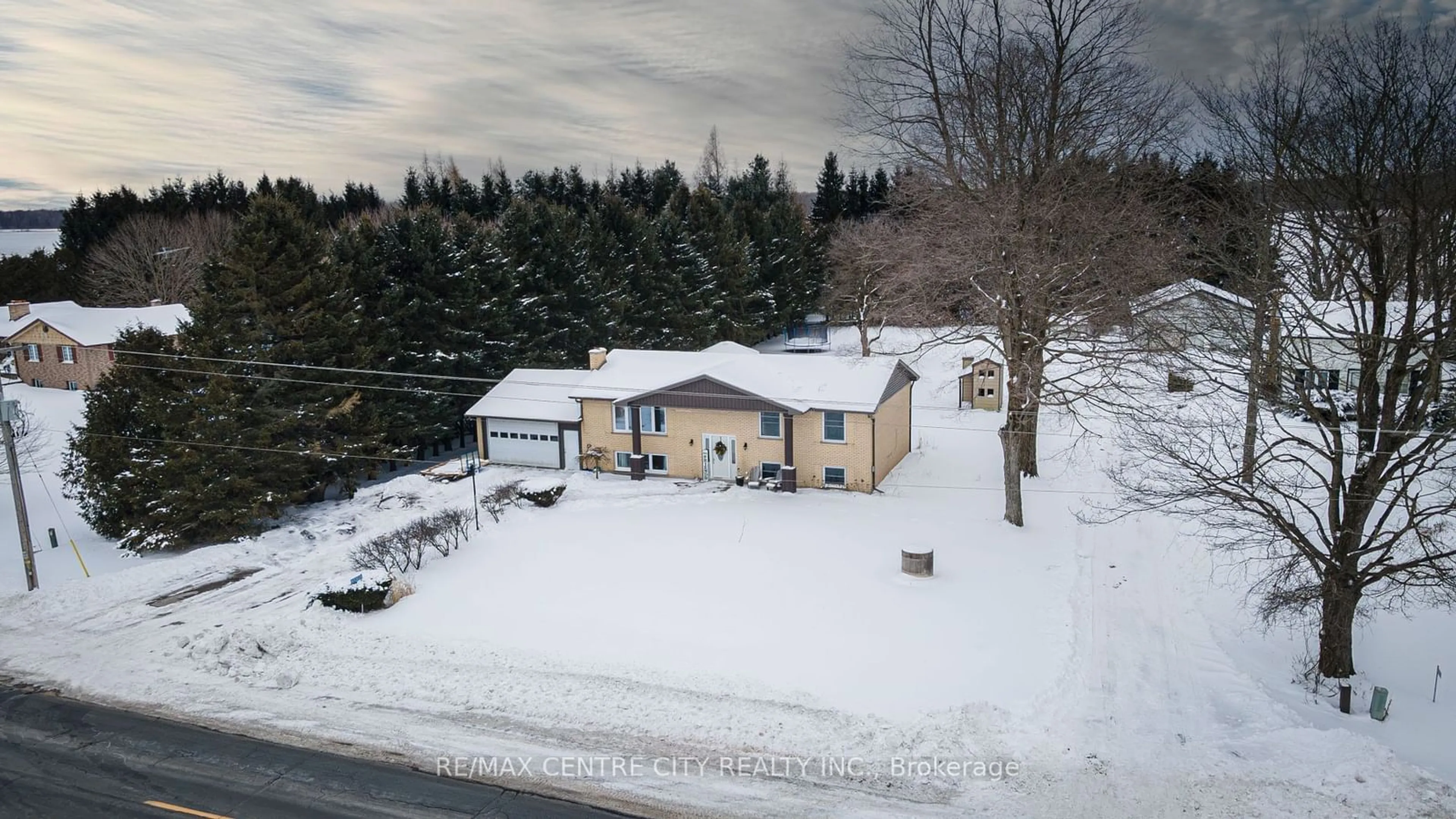 A pic from outside/outdoor area/front of a property/back of a property/a pic from drone, street for 51303 Calton Line, Malahide Ontario N5H 2R5