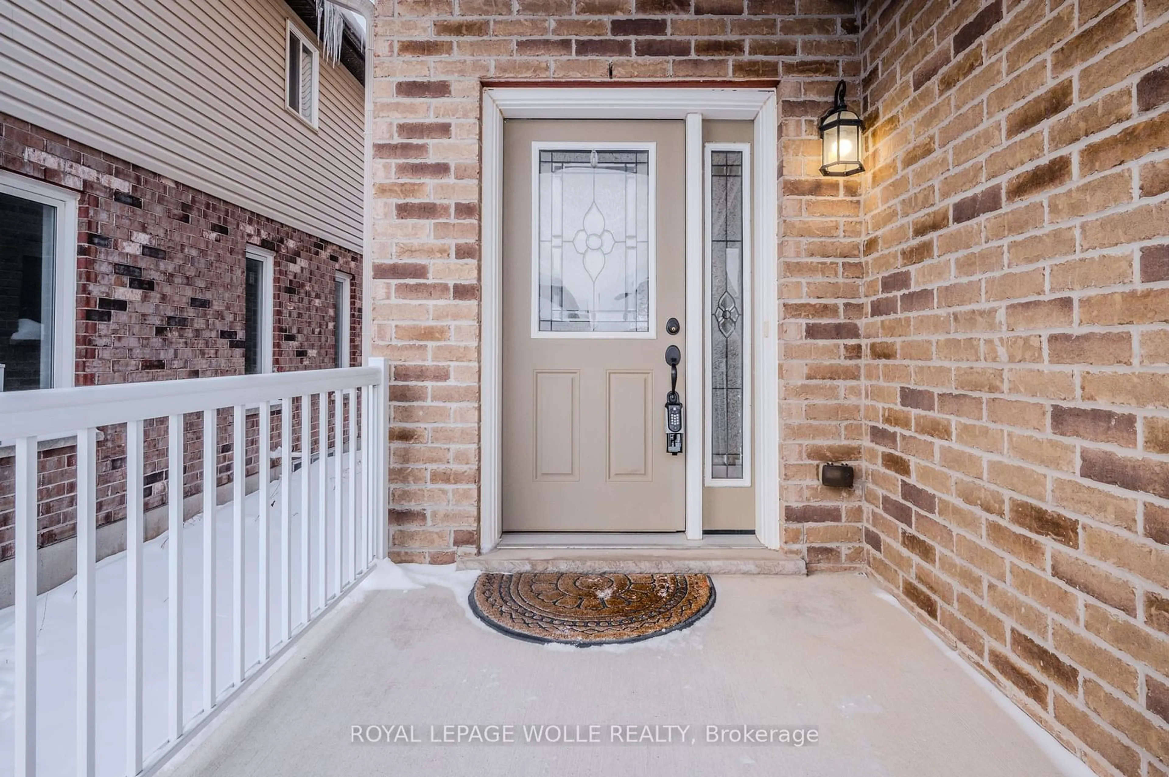 Indoor entryway for 204 Cranbrook St, Kitchener Ontario N2P 0B5