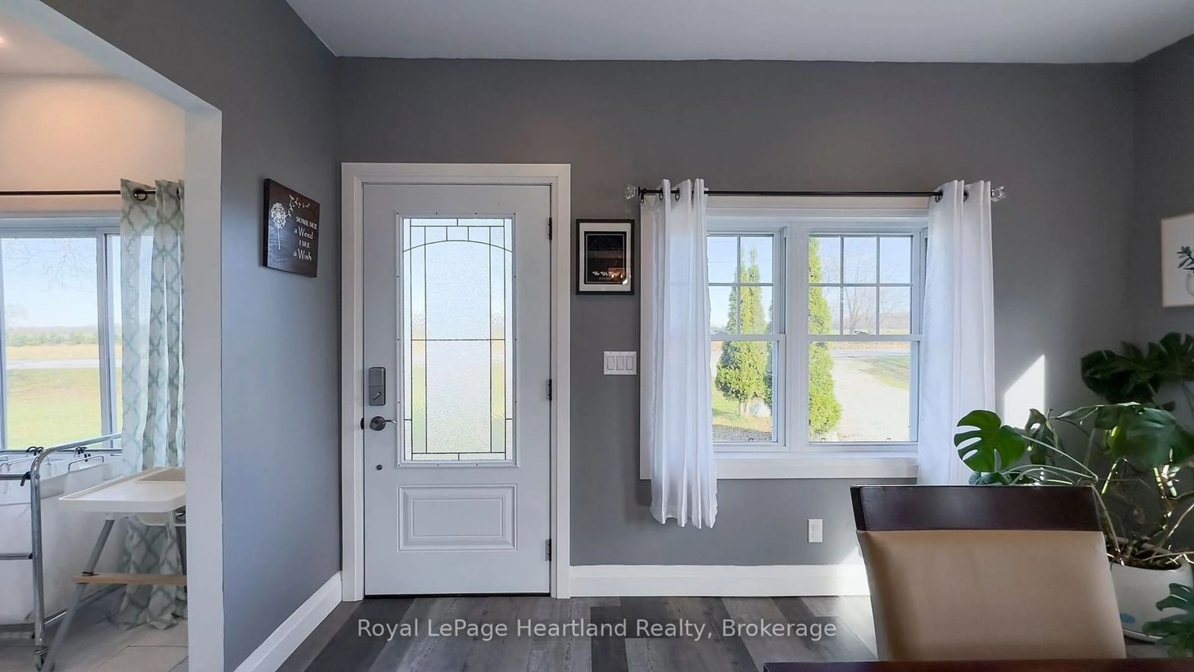 Indoor entryway for 41581 SUMMERHILL Rd, Central Huron Ontario N0M 1L0