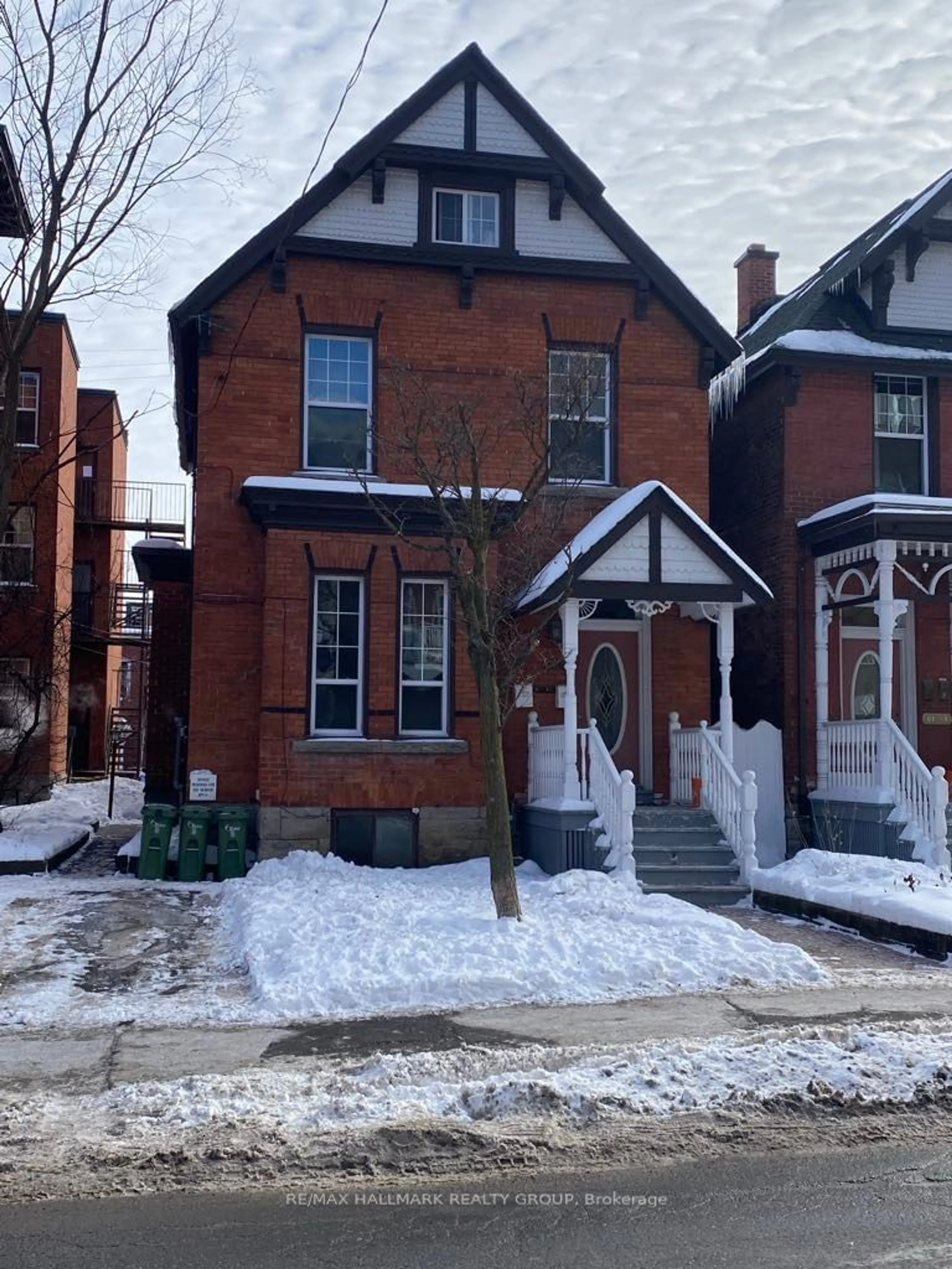 Home with brick exterior material, street for 356 Gilmour St, Ottawa Centre Ontario K2P 0R3