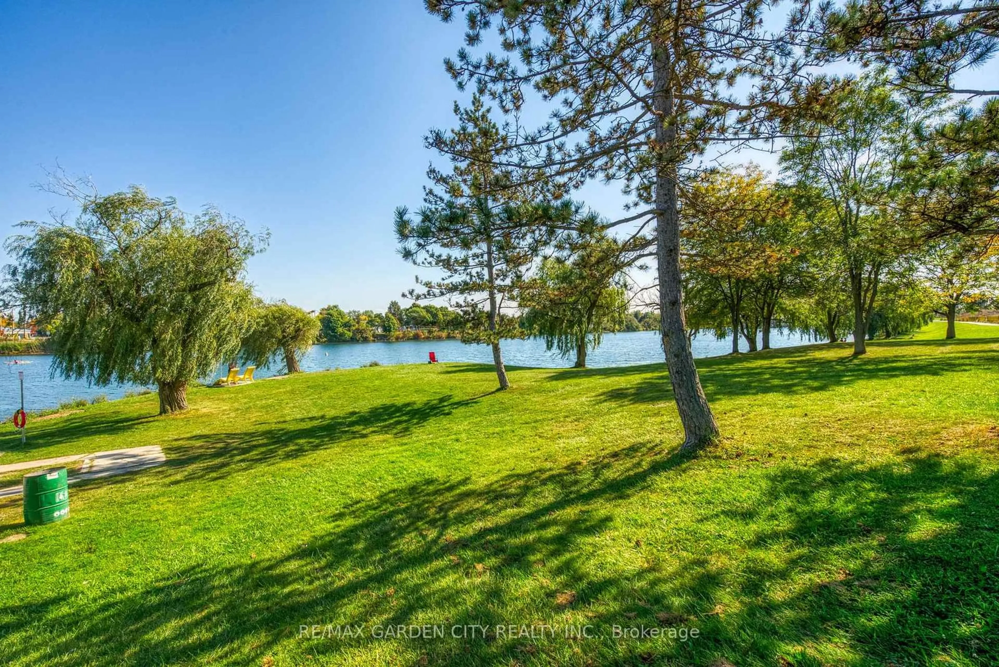 Patio, water/lake/river/ocean view for 330 PRINCE CHARLES Dr #1204, Welland Ontario L3C 7B3