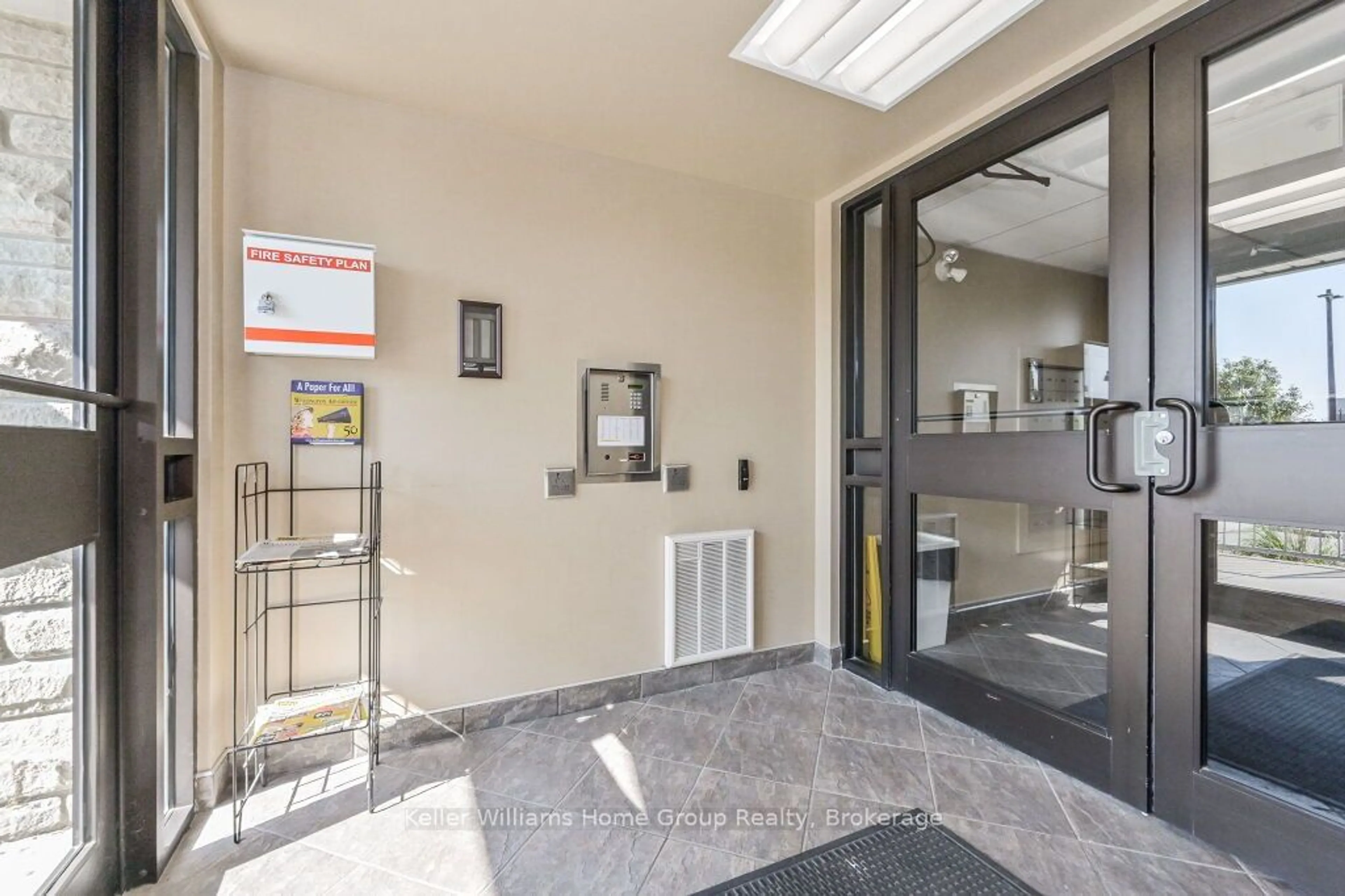 Indoor foyer for 645 St David St #301, Centre Wellington Ontario N1M 0A9