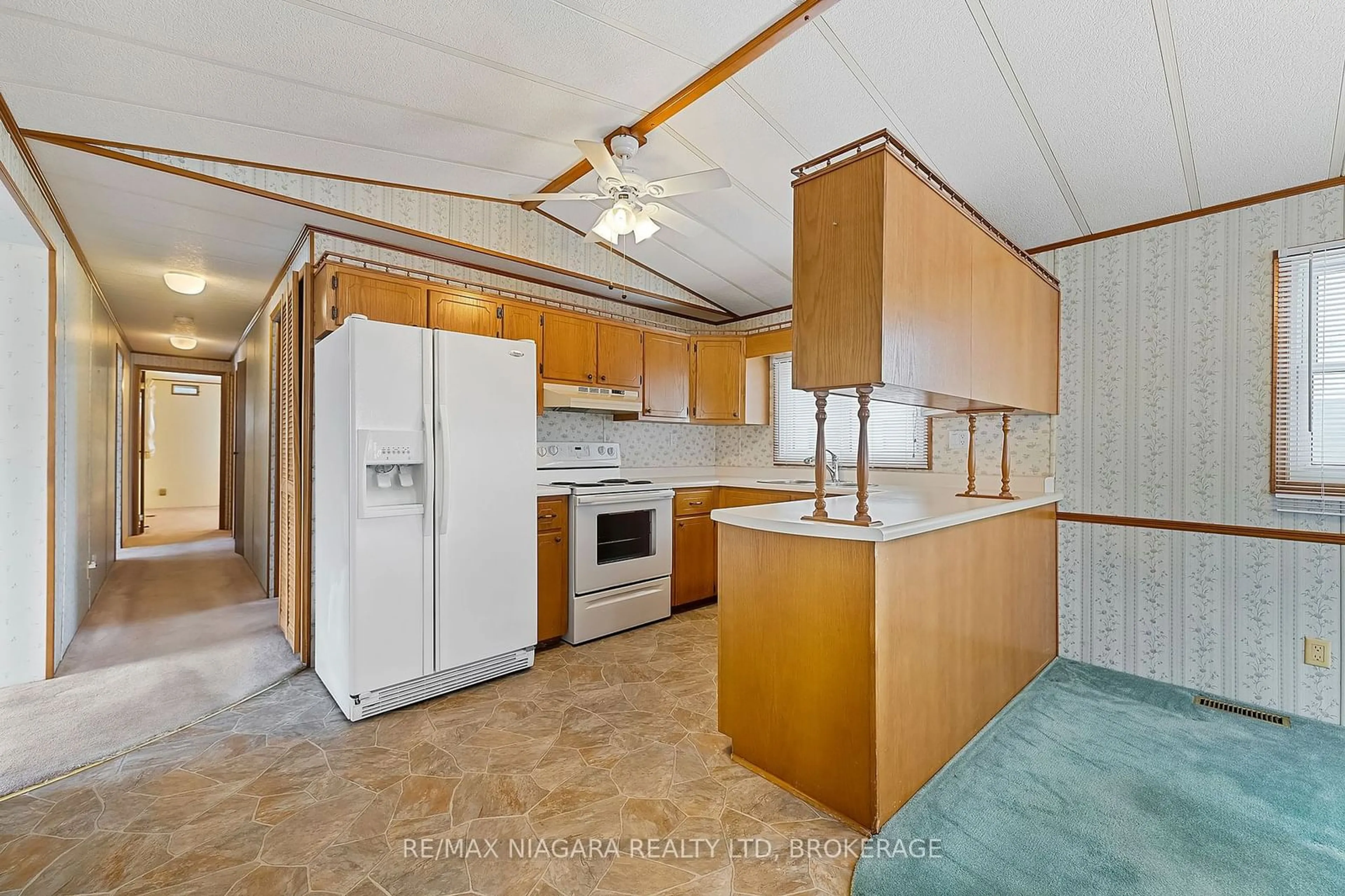 Standard kitchen, unknown for 3033 Townline Rd #46, Fort Erie Ontario L0S 1S1