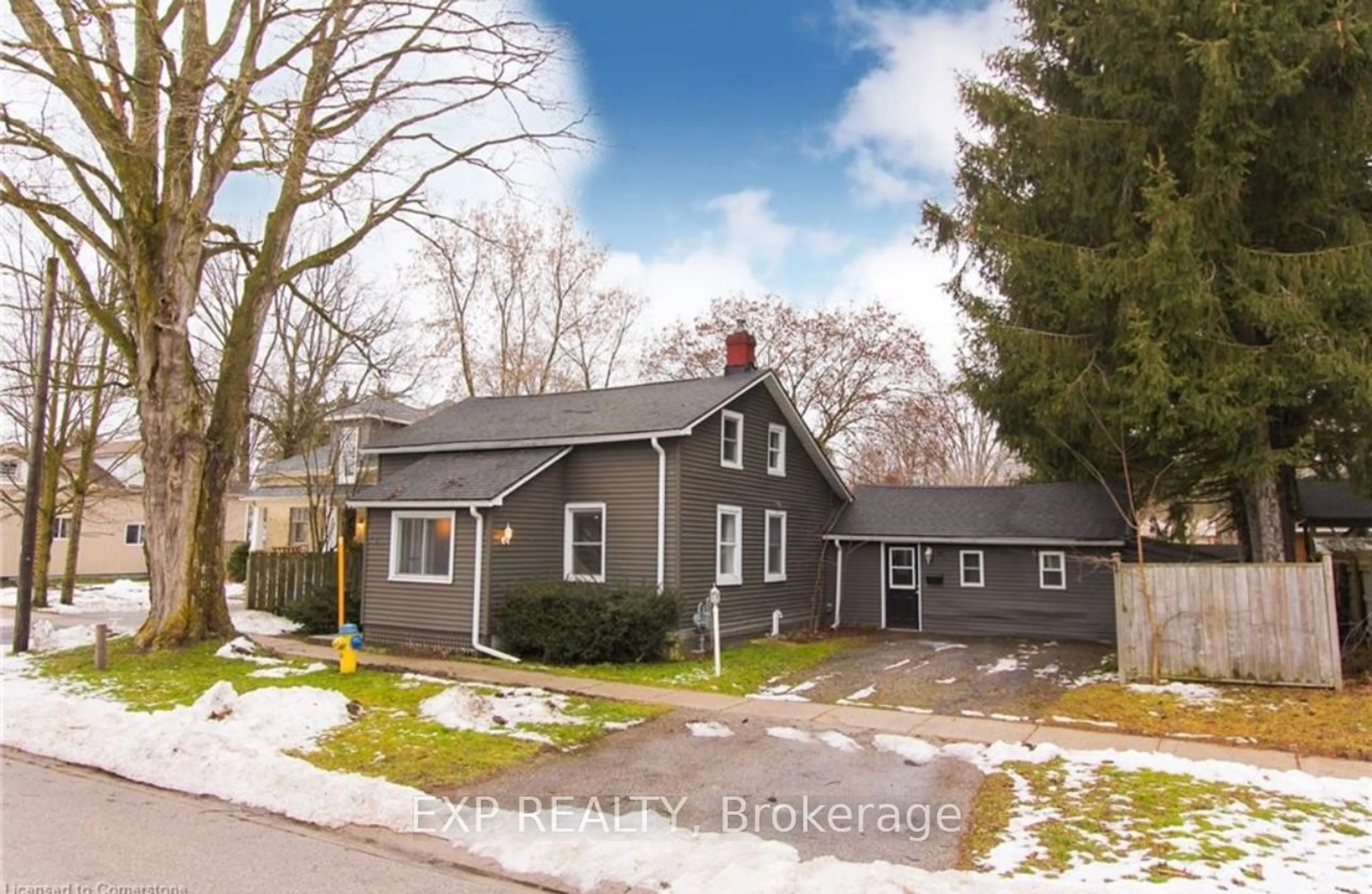 A pic from outside/outdoor area/front of a property/back of a property/a pic from drone, street for 52 Samuel St, Blandford-Blenheim Ontario N0J 1S0