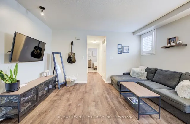 Additional property image - 240 WESTMEADOW Dr
