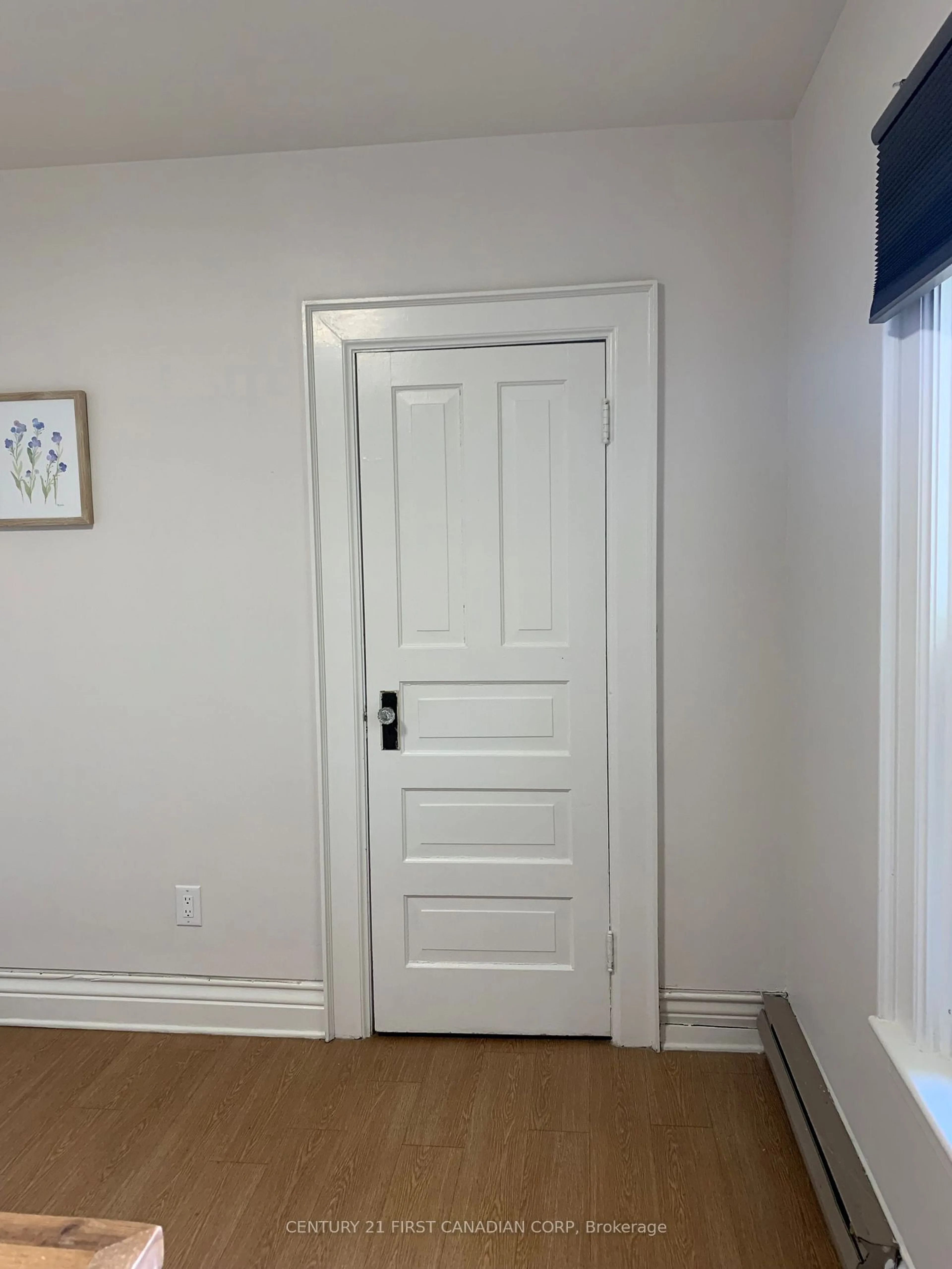 A pic of a room for 14 Craig St, London Ontario N6C 1E8