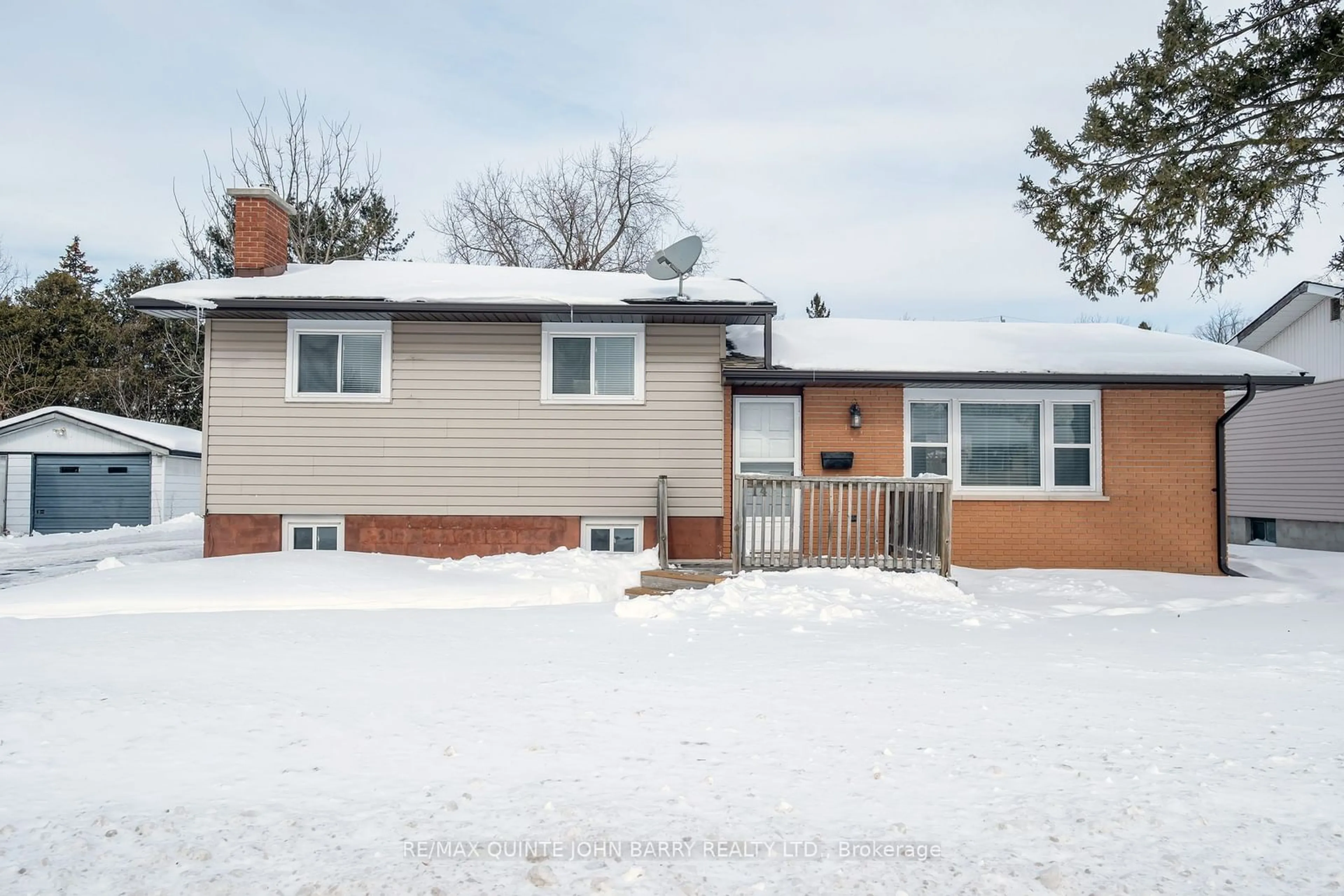 Home with vinyl exterior material, street for 14 Hollandale Ave, Quinte West Ontario K8V 2C4