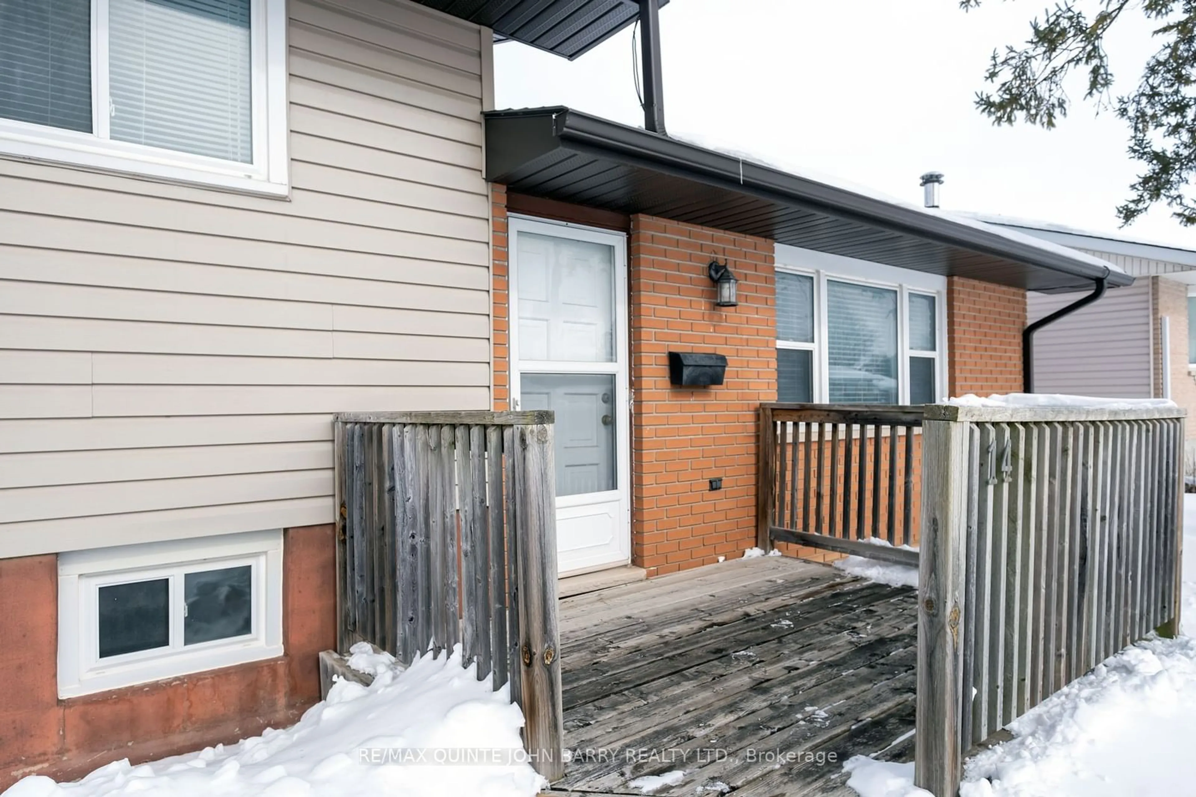 Patio, street for 14 Hollandale Ave, Quinte West Ontario K8V 2C4