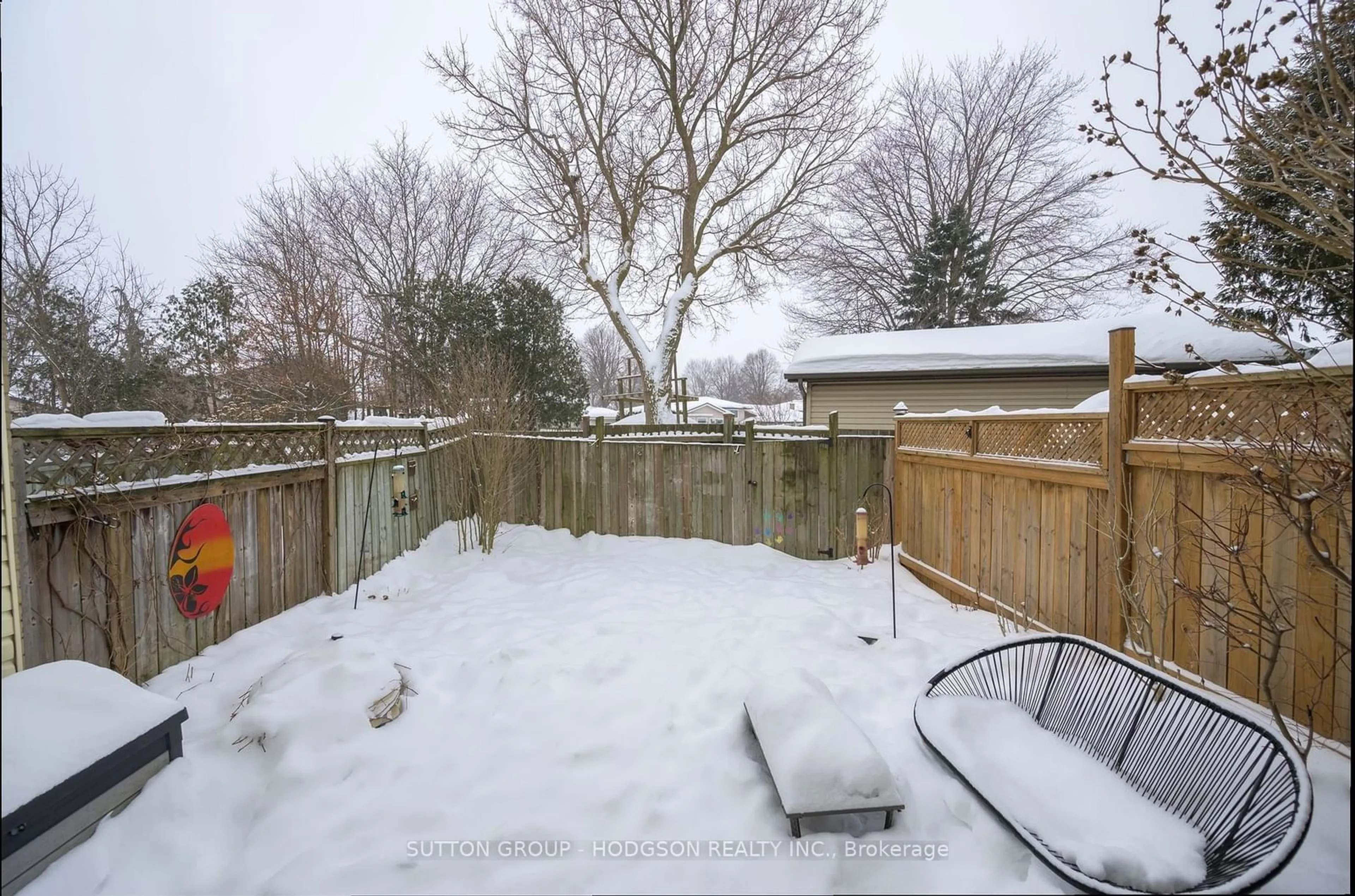 Patio, street for 801 Osgoode Dr #6, London Ontario N6E 2G8