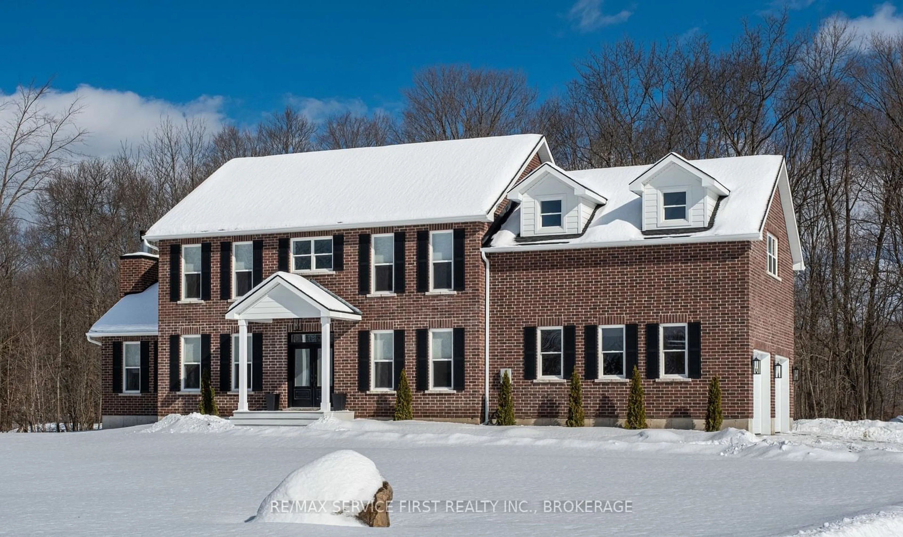 Home with brick exterior material, street for 1012 Applewood Lane, South Frontenac Ontario K0H 1X0