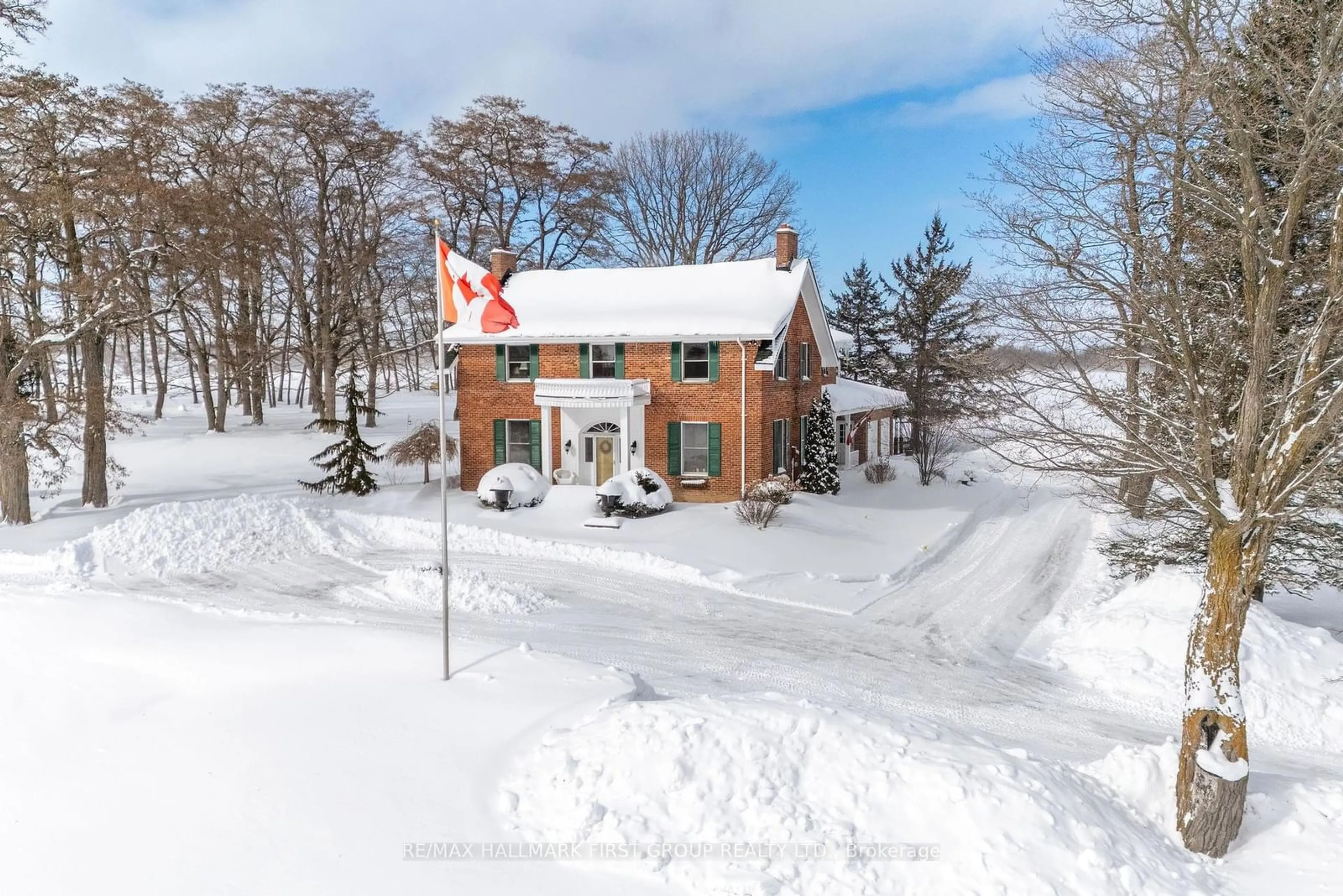 A pic from outside/outdoor area/front of a property/back of a property/a pic from drone, street for 638 County 28 Rd, Cavan Monaghan Ontario L0A 1G0