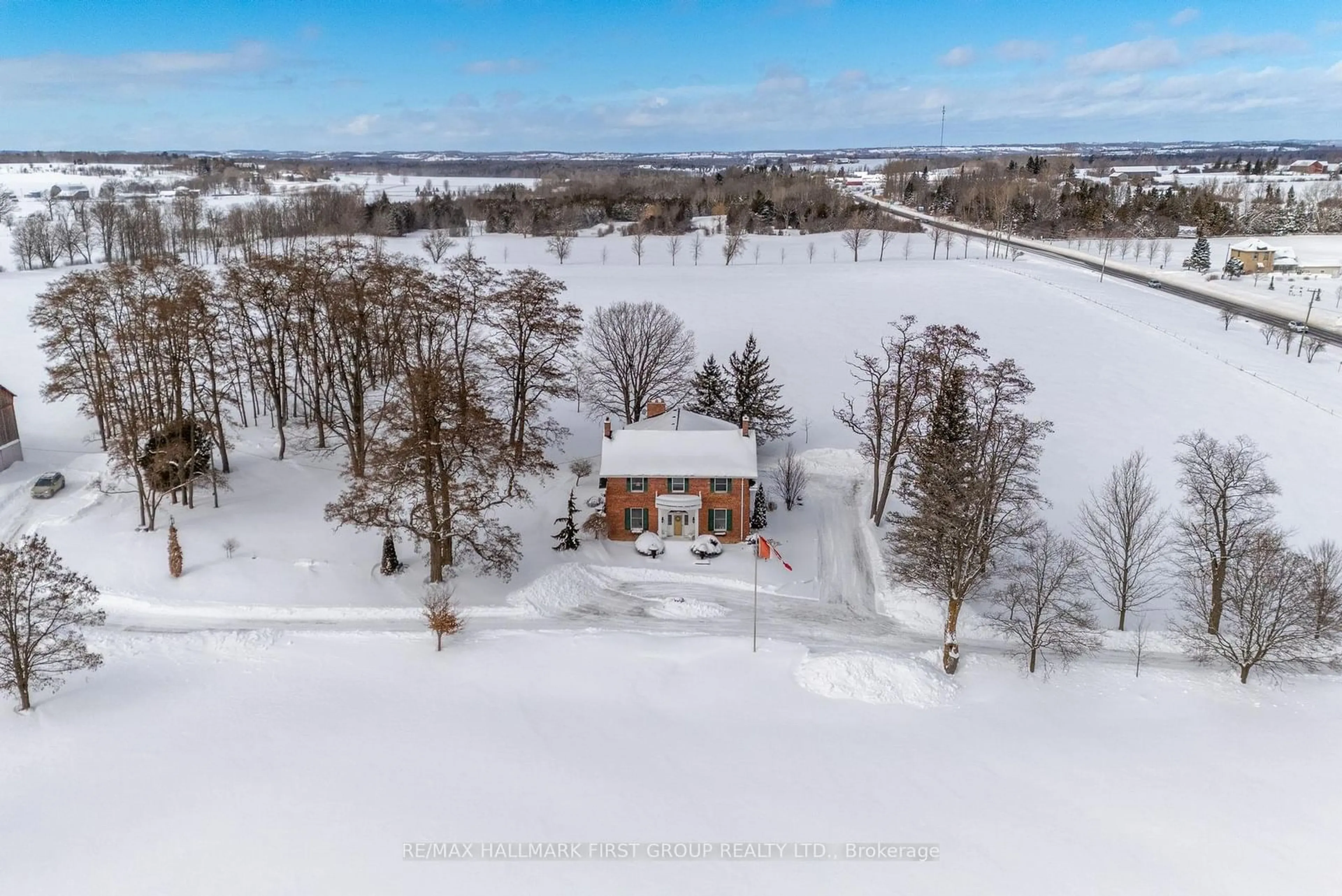 A pic from outside/outdoor area/front of a property/back of a property/a pic from drone, unknown for 638 County 28 Rd, Cavan Monaghan Ontario L0A 1G0