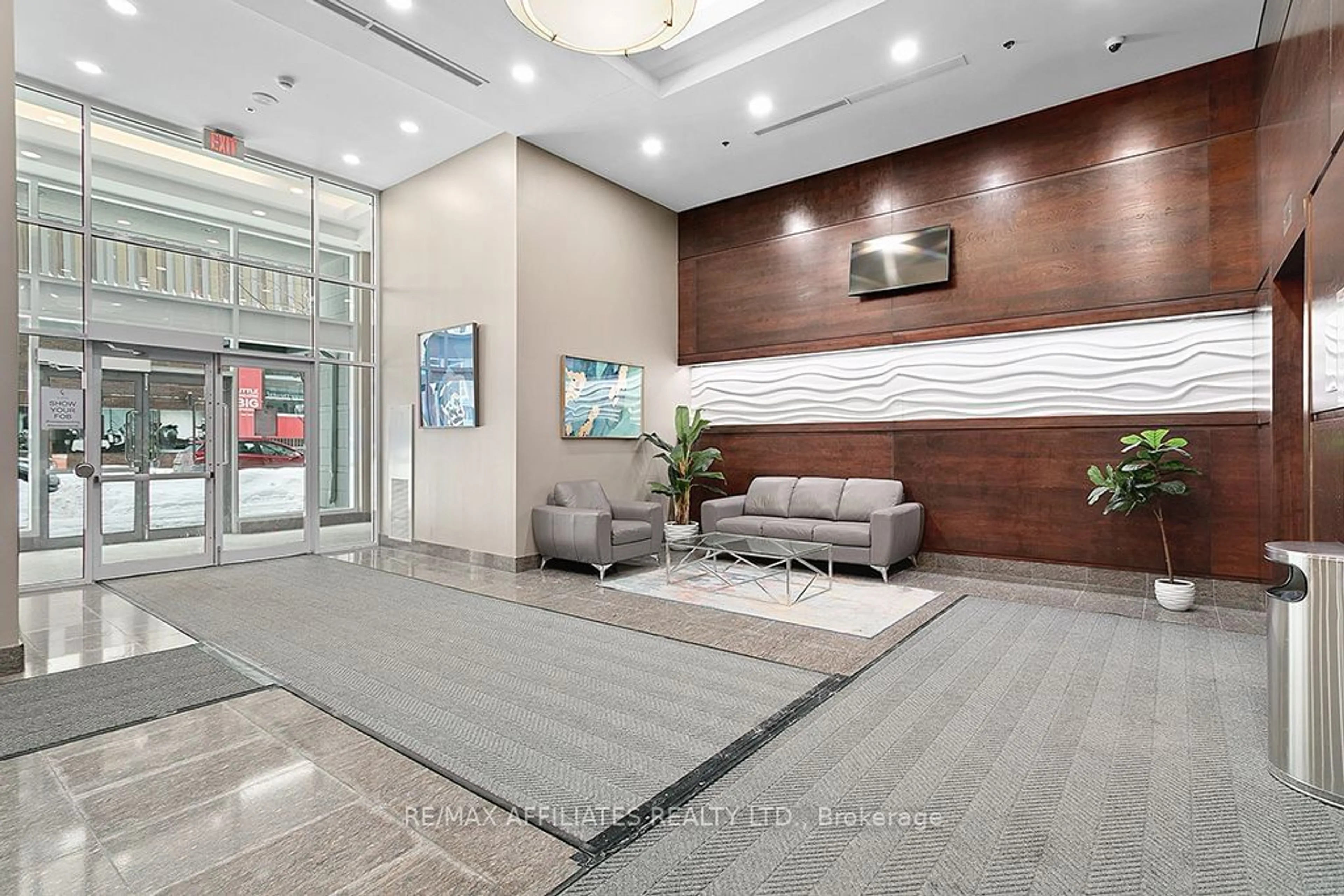 Lobby for 238 Besserer St #102, Ottawa Ontario K1N 6B1
