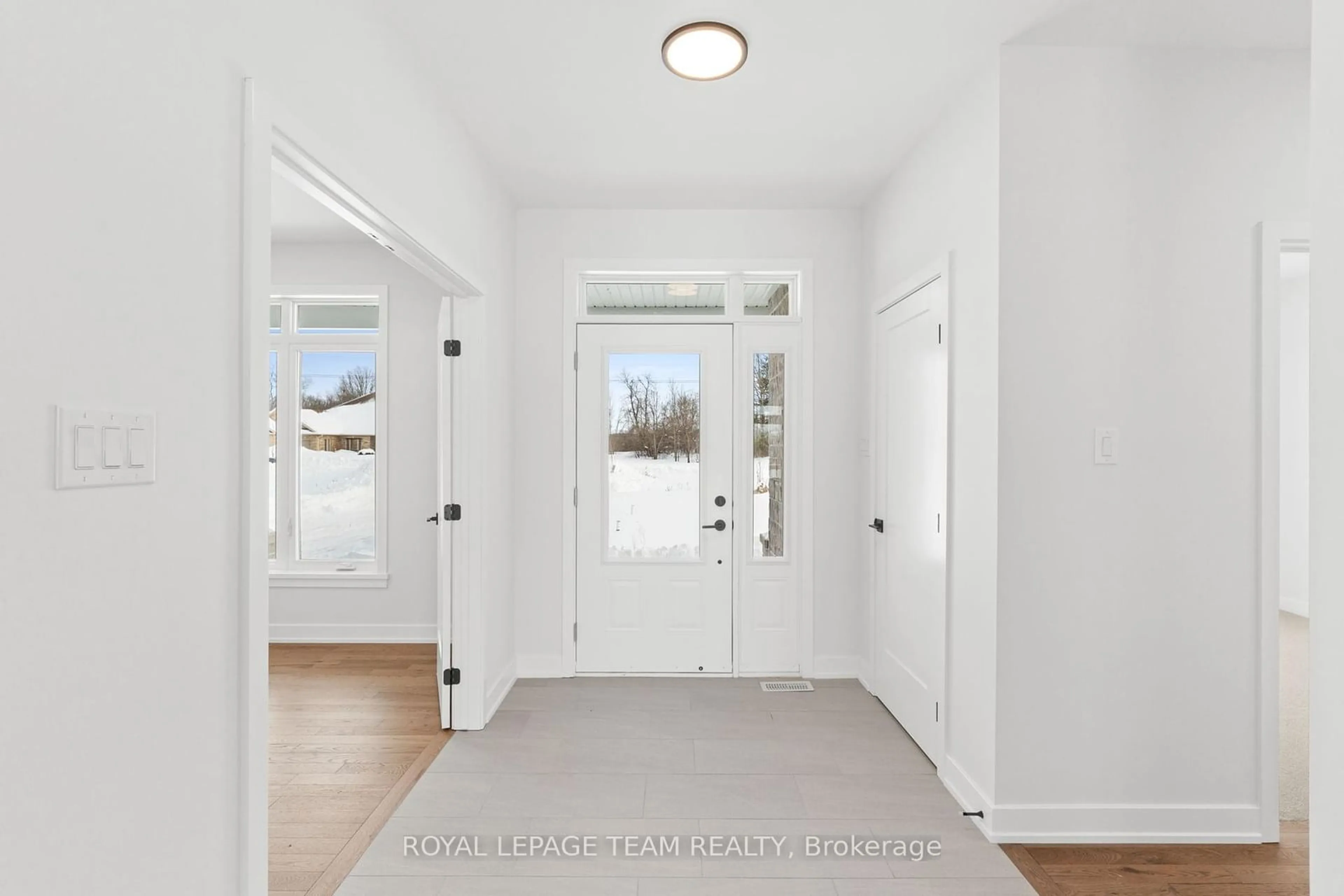 Indoor entryway for 1166 JAMIESON Lane, Horton Ontario K7V 3Z4