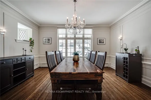 Additional property image - 7 St. James Pl
