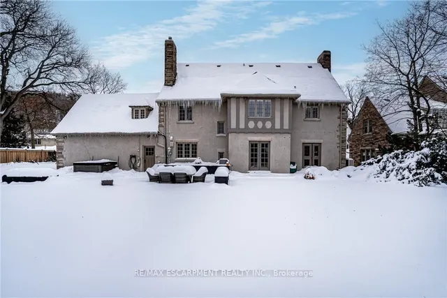 Additional property image - 7 St. James Pl