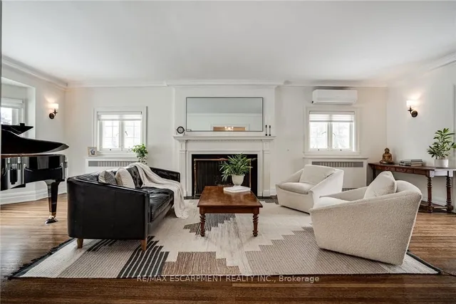 Additional property image - 7 St. James Pl