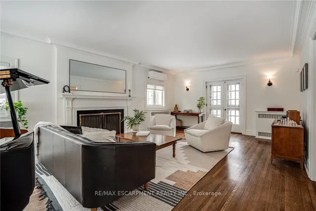Additional property image - 7 St. James Pl