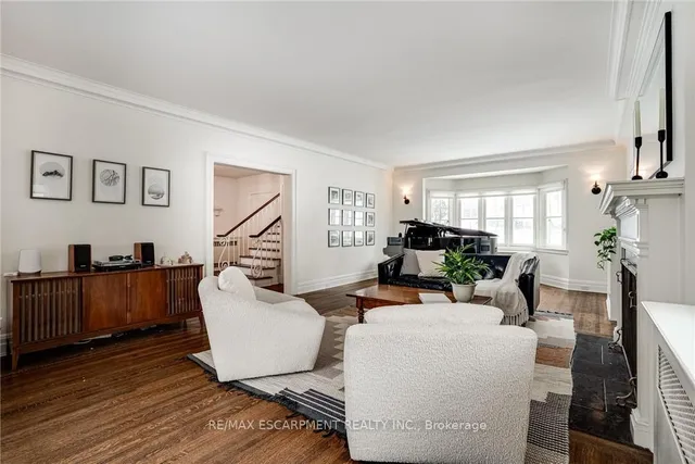 Additional property image - 7 St. James Pl