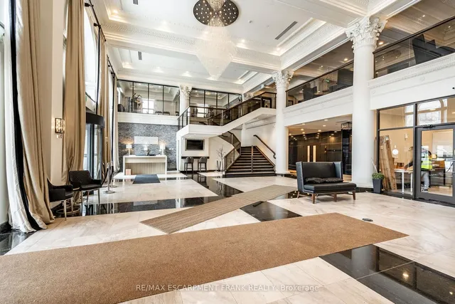 Additional property image - 112 King St Unit 1012
