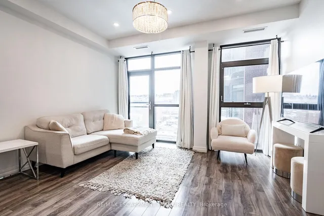 Additional property image - 112 King St Unit 1012