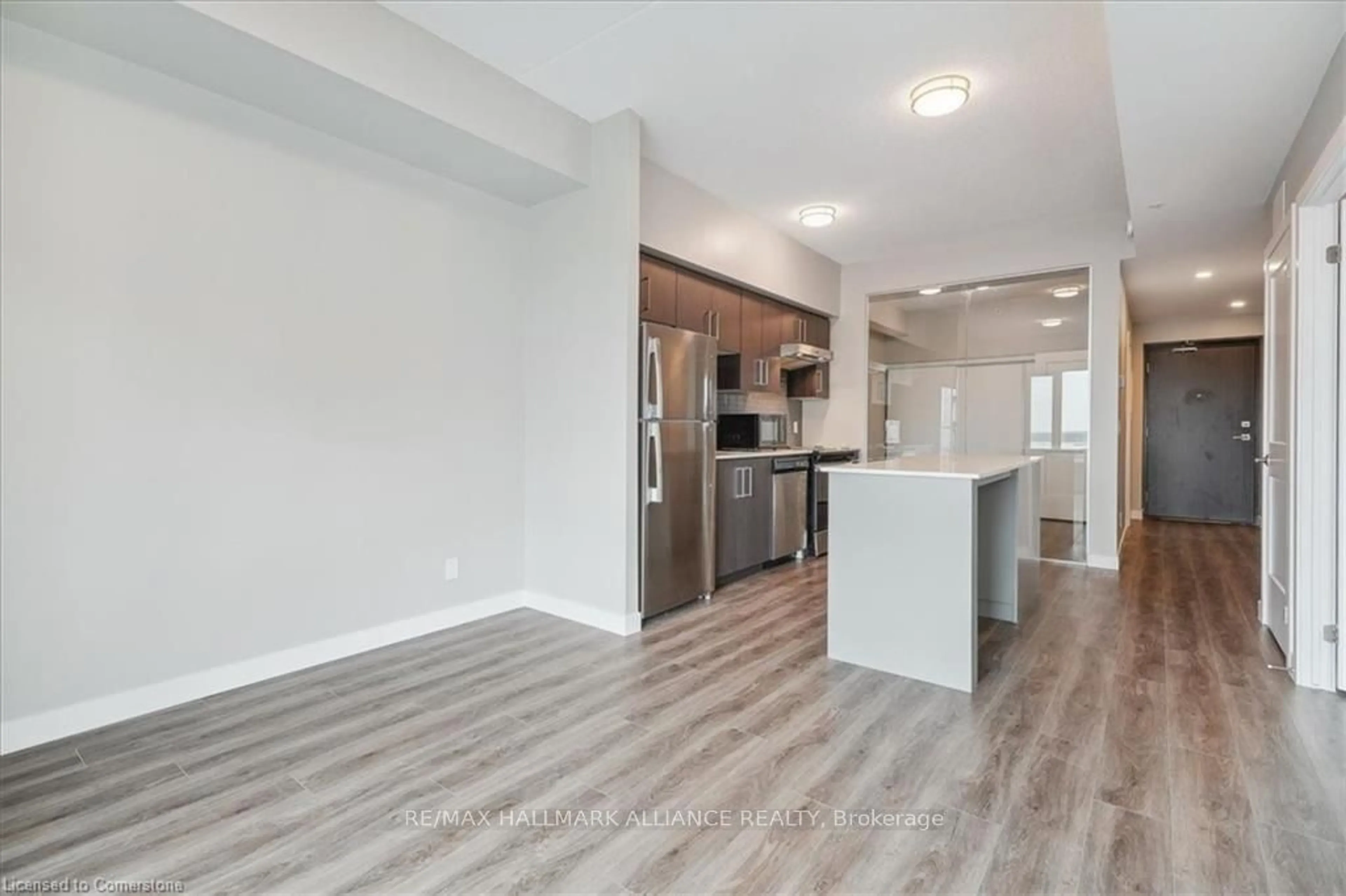 Open concept kitchen, unknown for 15 Queen St #509, Hamilton Ontario L8P 0C8