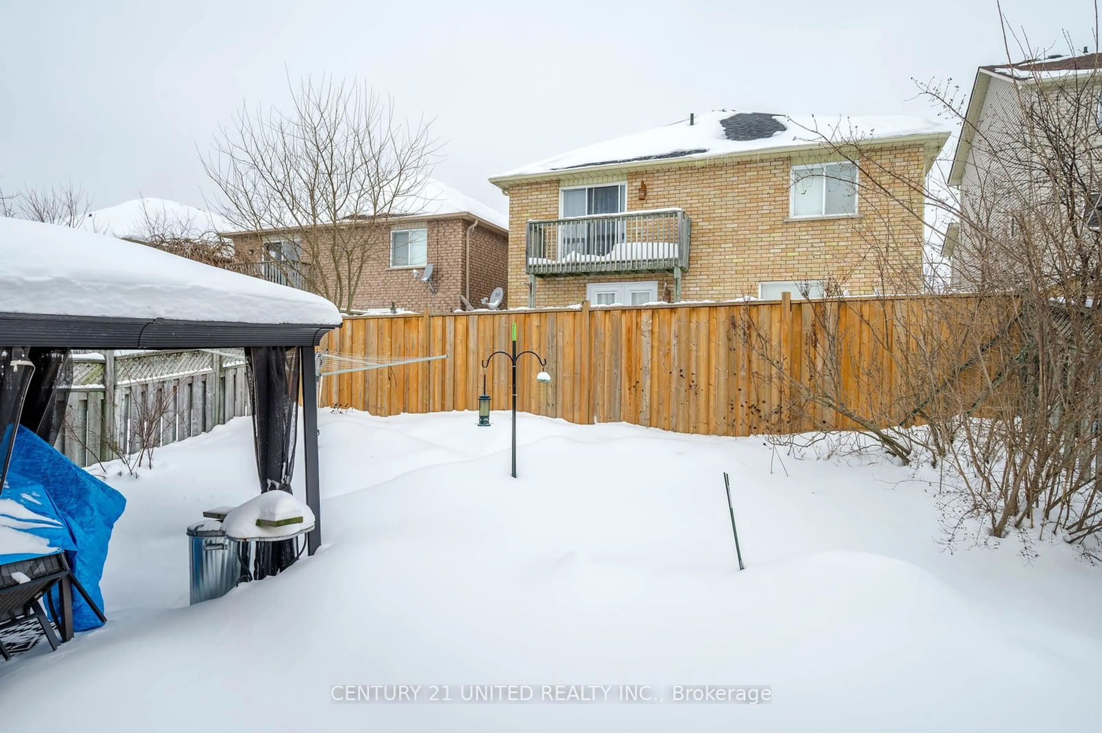 Patio, street for 705 Trailview Dr, Peterborough Ontario K9J 8P1