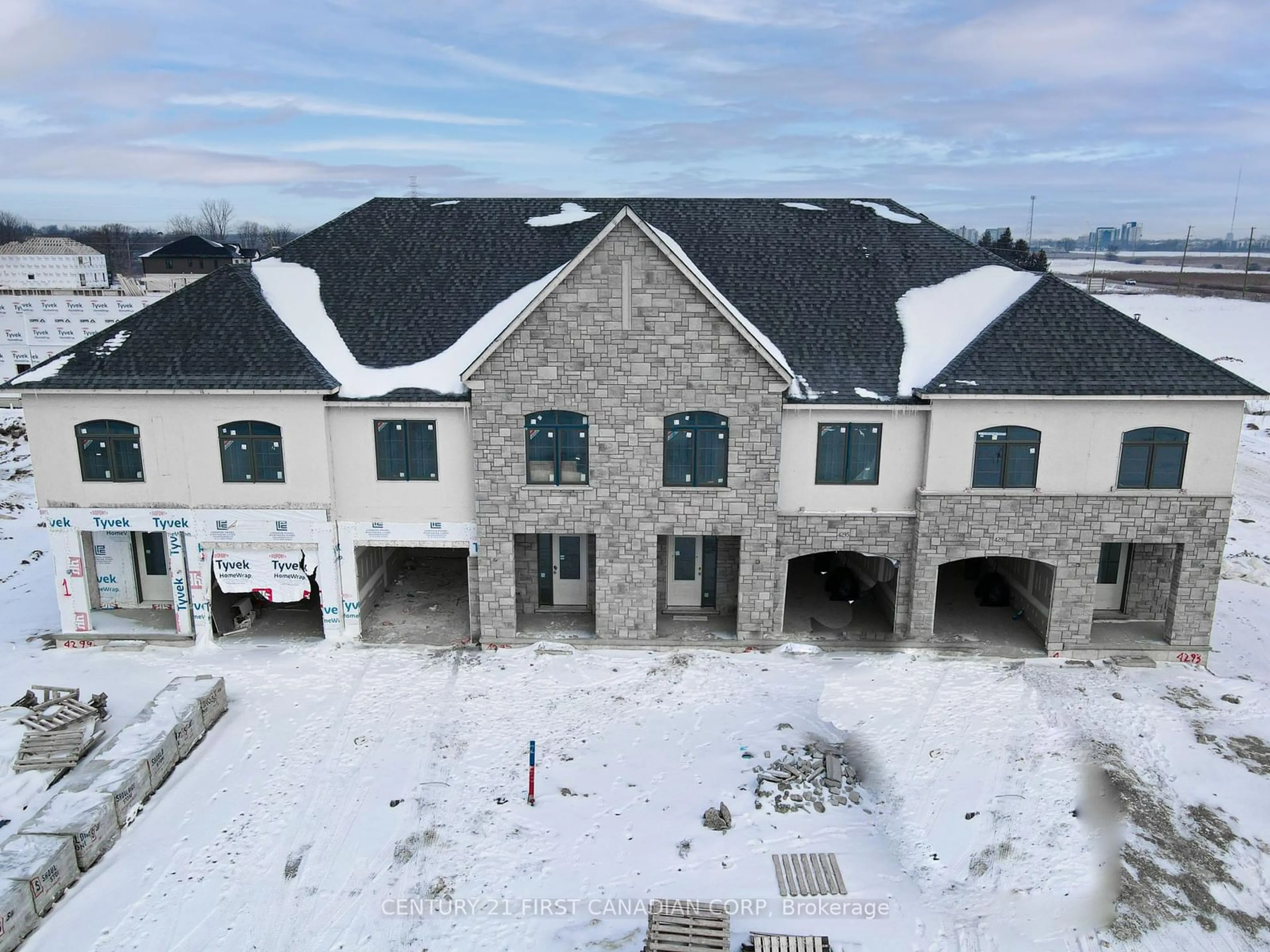 A pic from outside/outdoor area/front of a property/back of a property/a pic from drone, building for 4295 Calhoun Way, London Ontario N6P 1J9