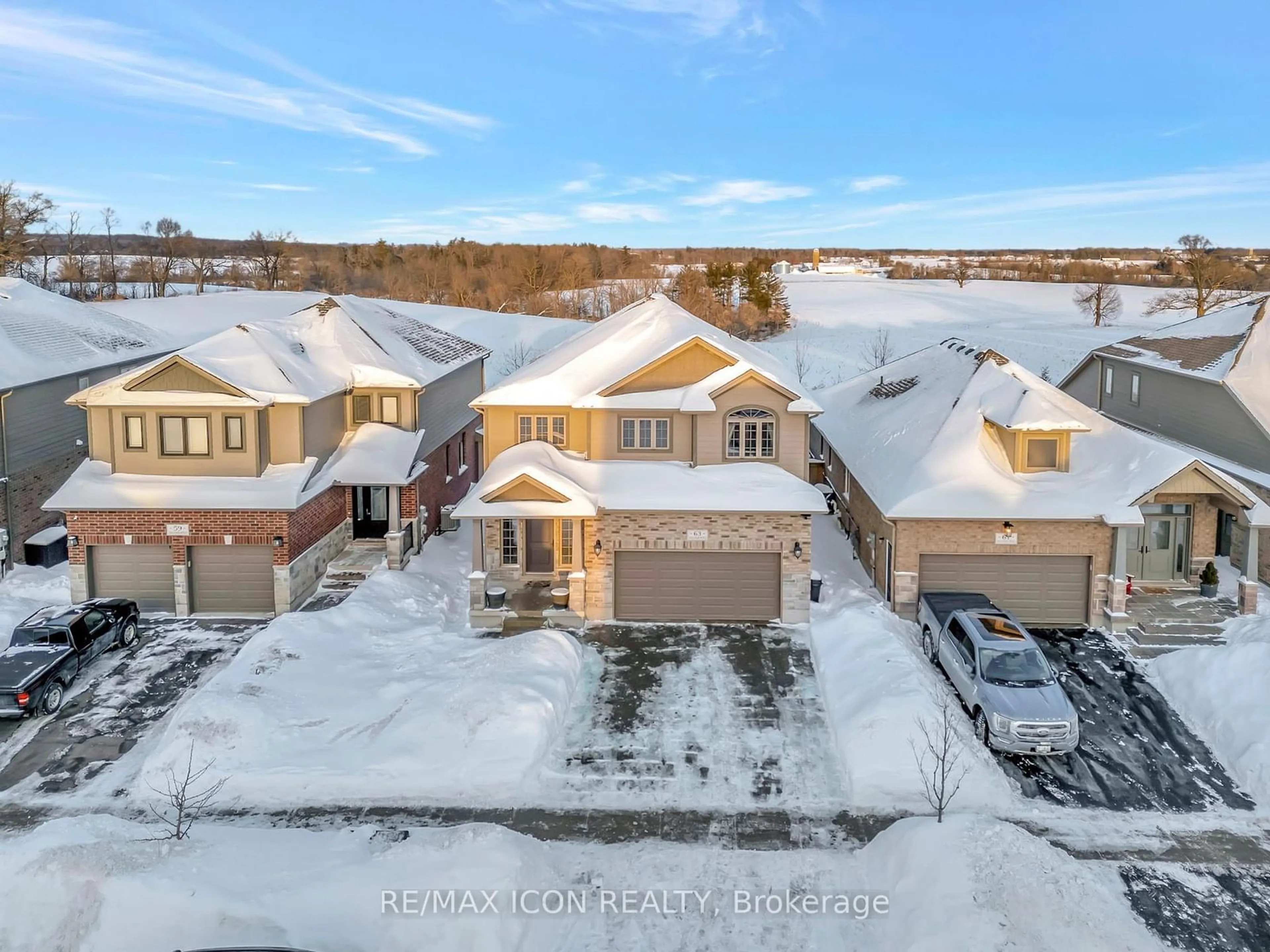 A pic from outside/outdoor area/front of a property/back of a property/a pic from drone, street for 63 Challenger Ave, North Dumfries Ontario N0B 1E0