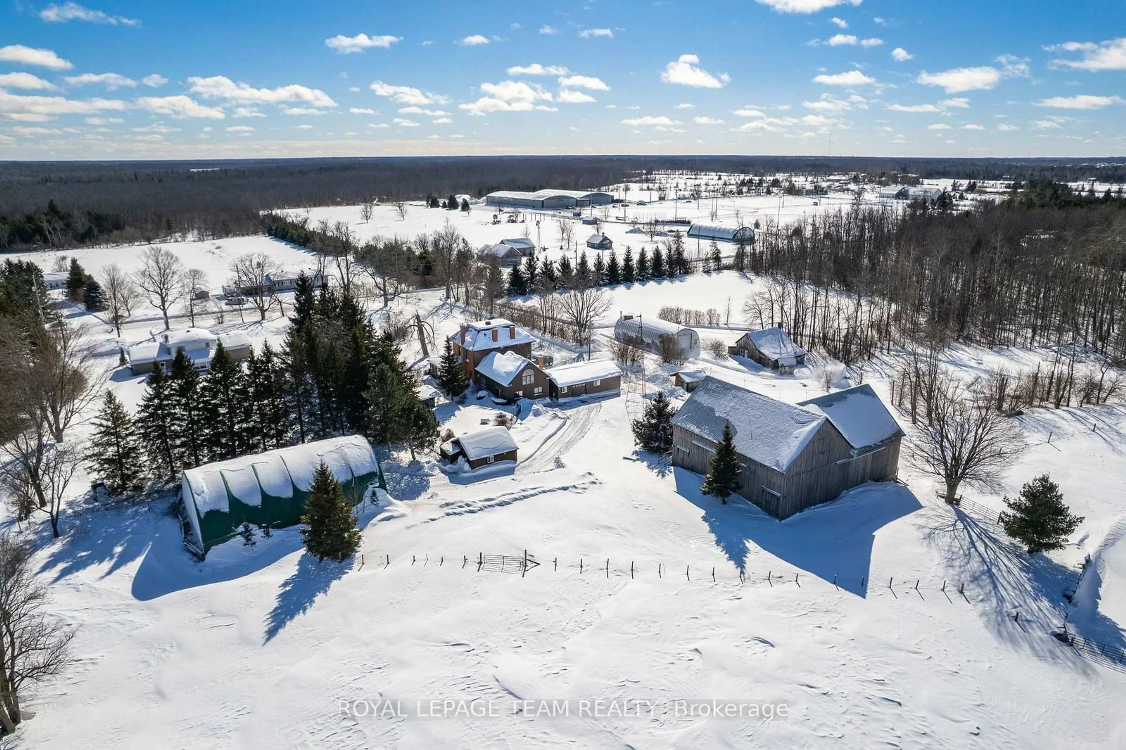 A pic from outside/outdoor area/front of a property/back of a property/a pic from drone, unknown for 1276 9th Line, Beckwith Ontario K7C 0V9