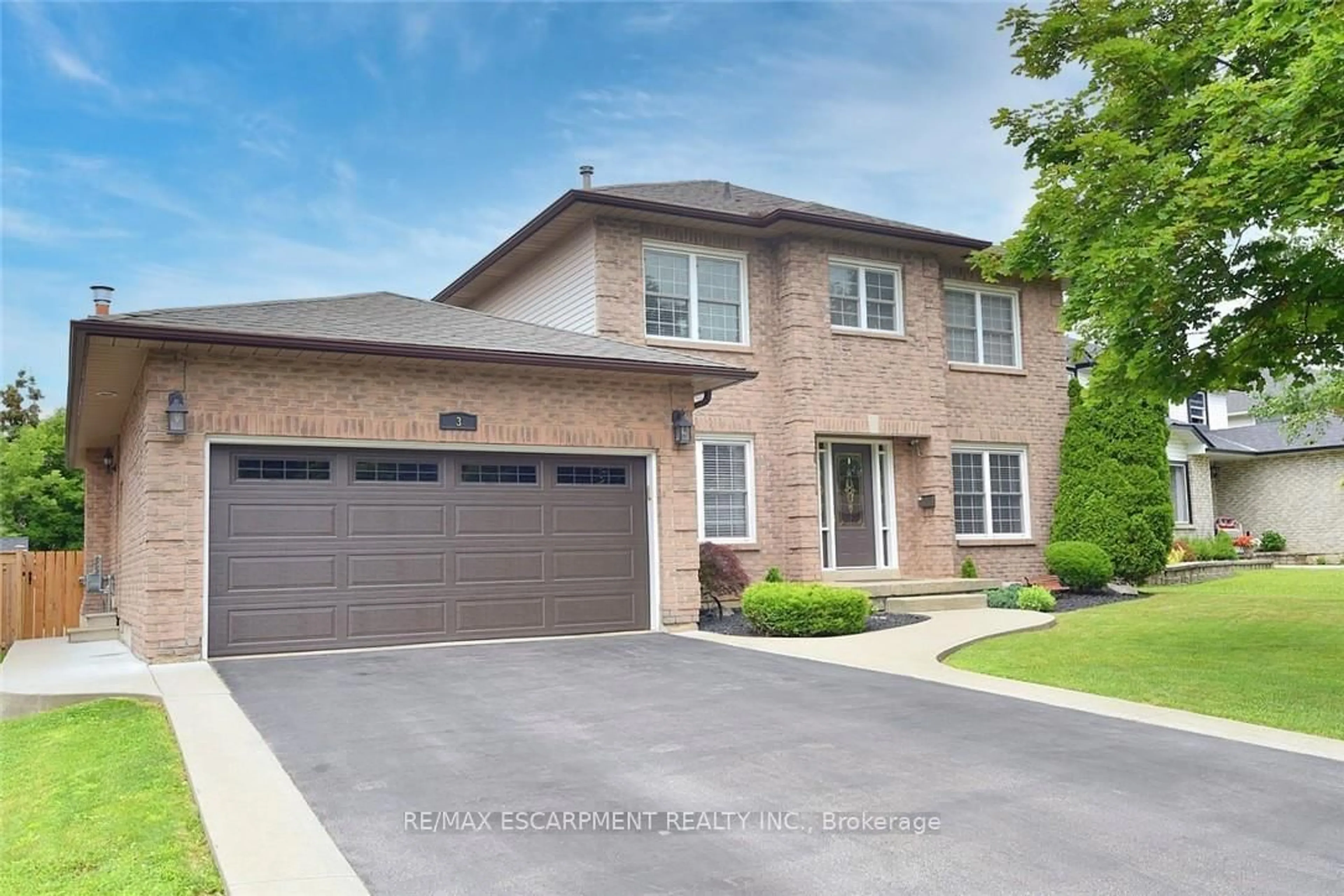 Home with brick exterior material, street for 3 Suter Cres, Hamilton Ontario L9H 6R6